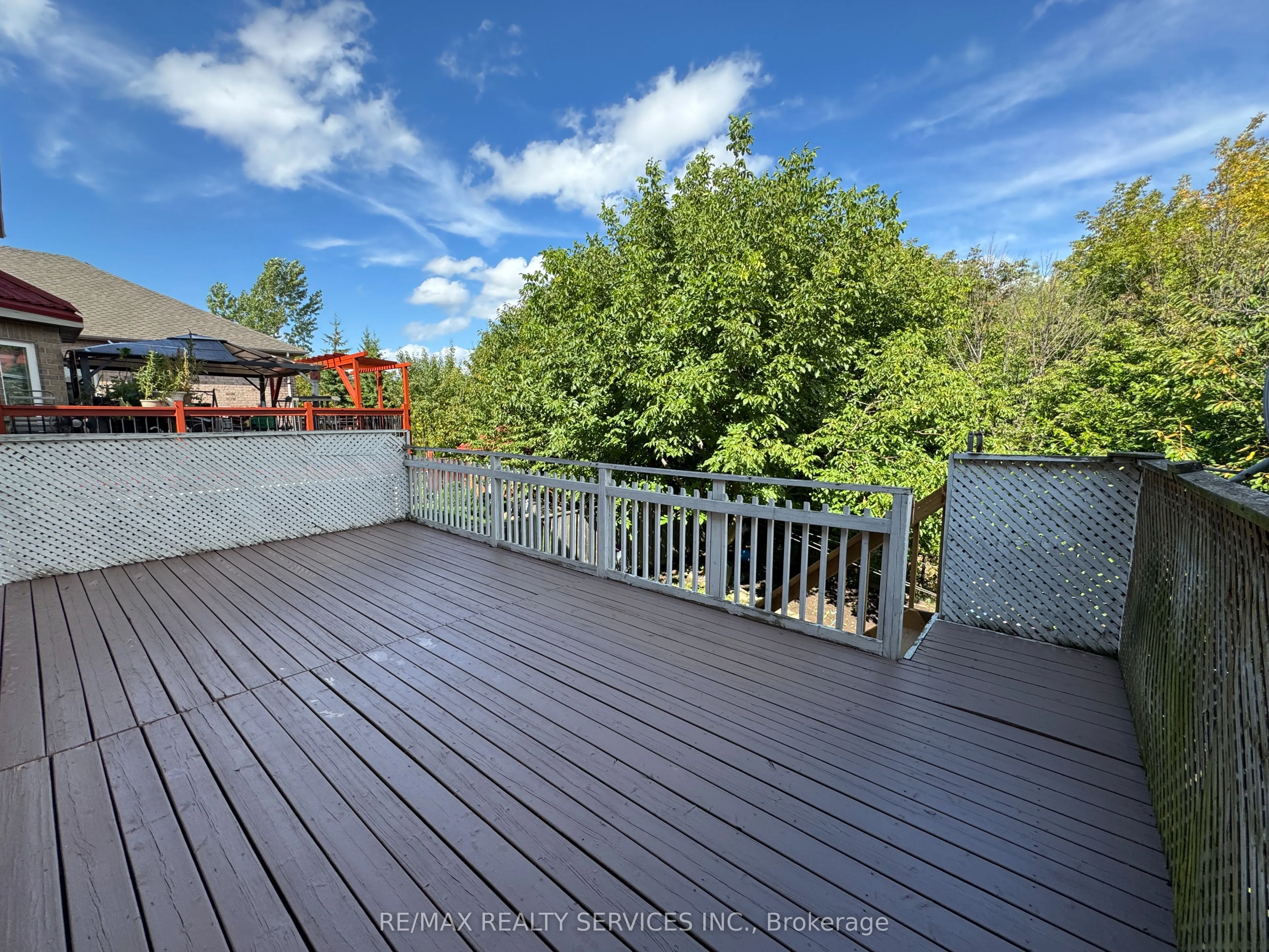 53 Echoridge Drive