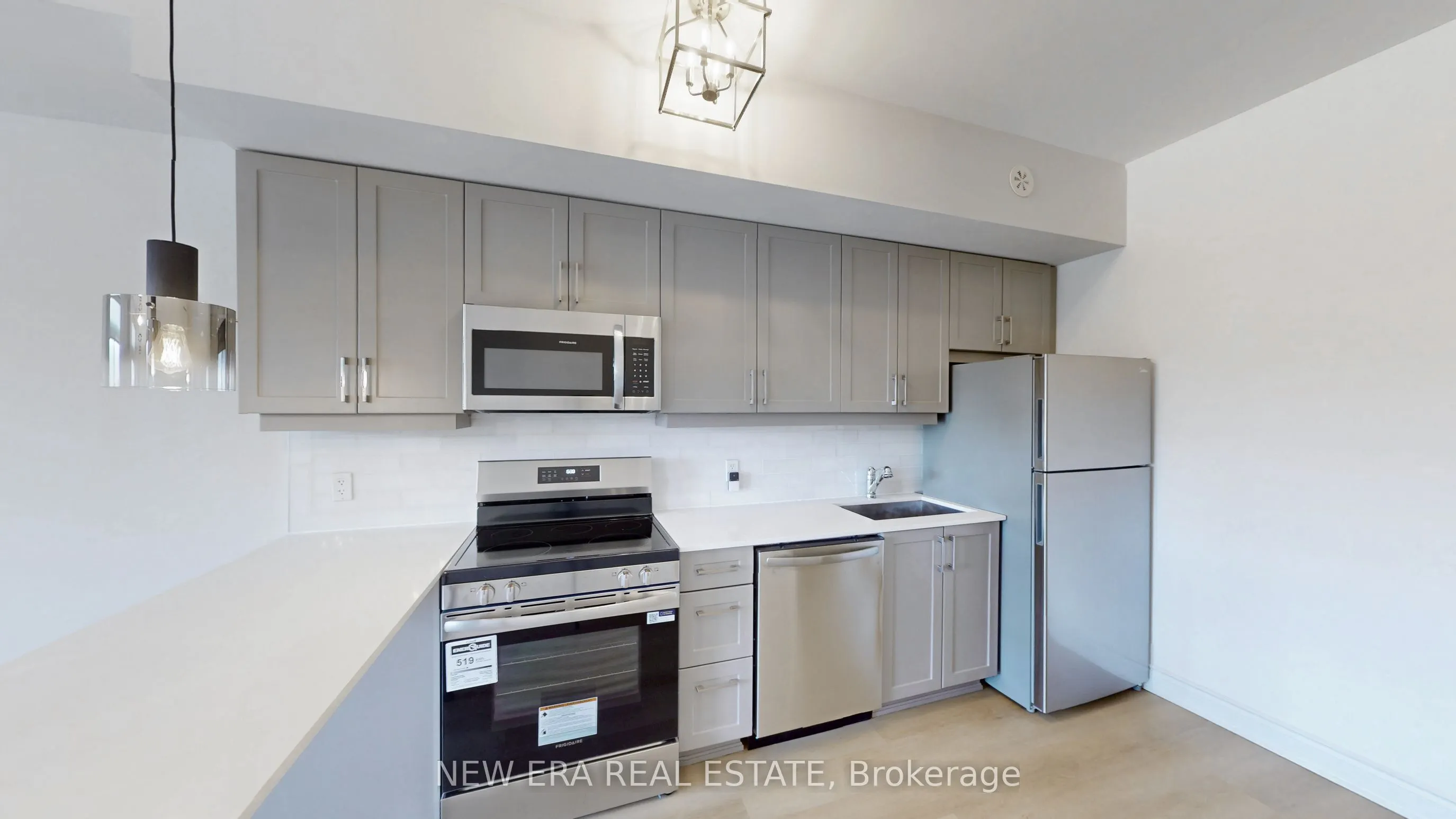 3078 Sixth Line, #321