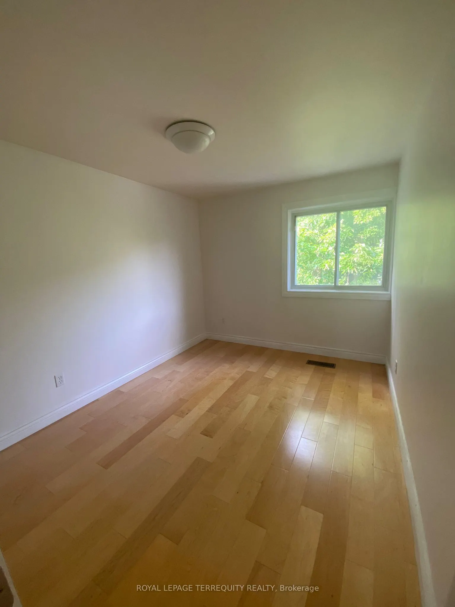 431 Mill Road, #8