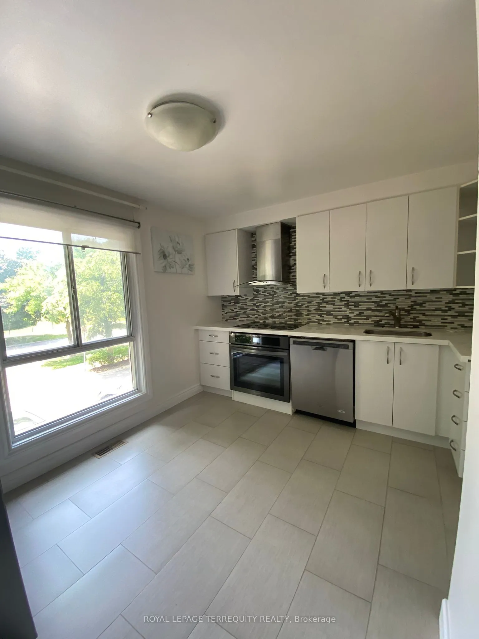 431 Mill Road, #8