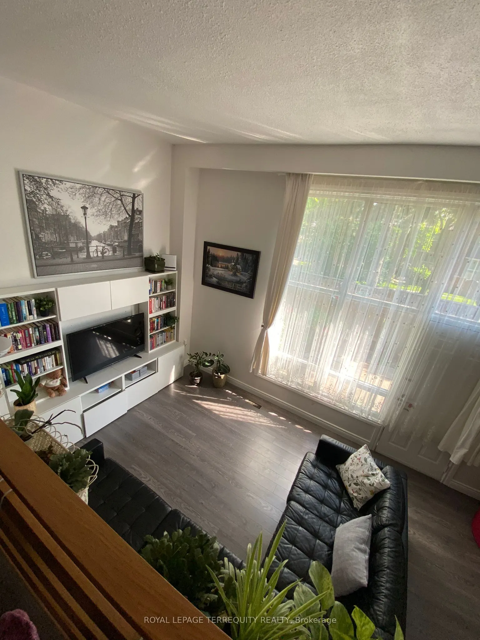 431 Mill Road, #8