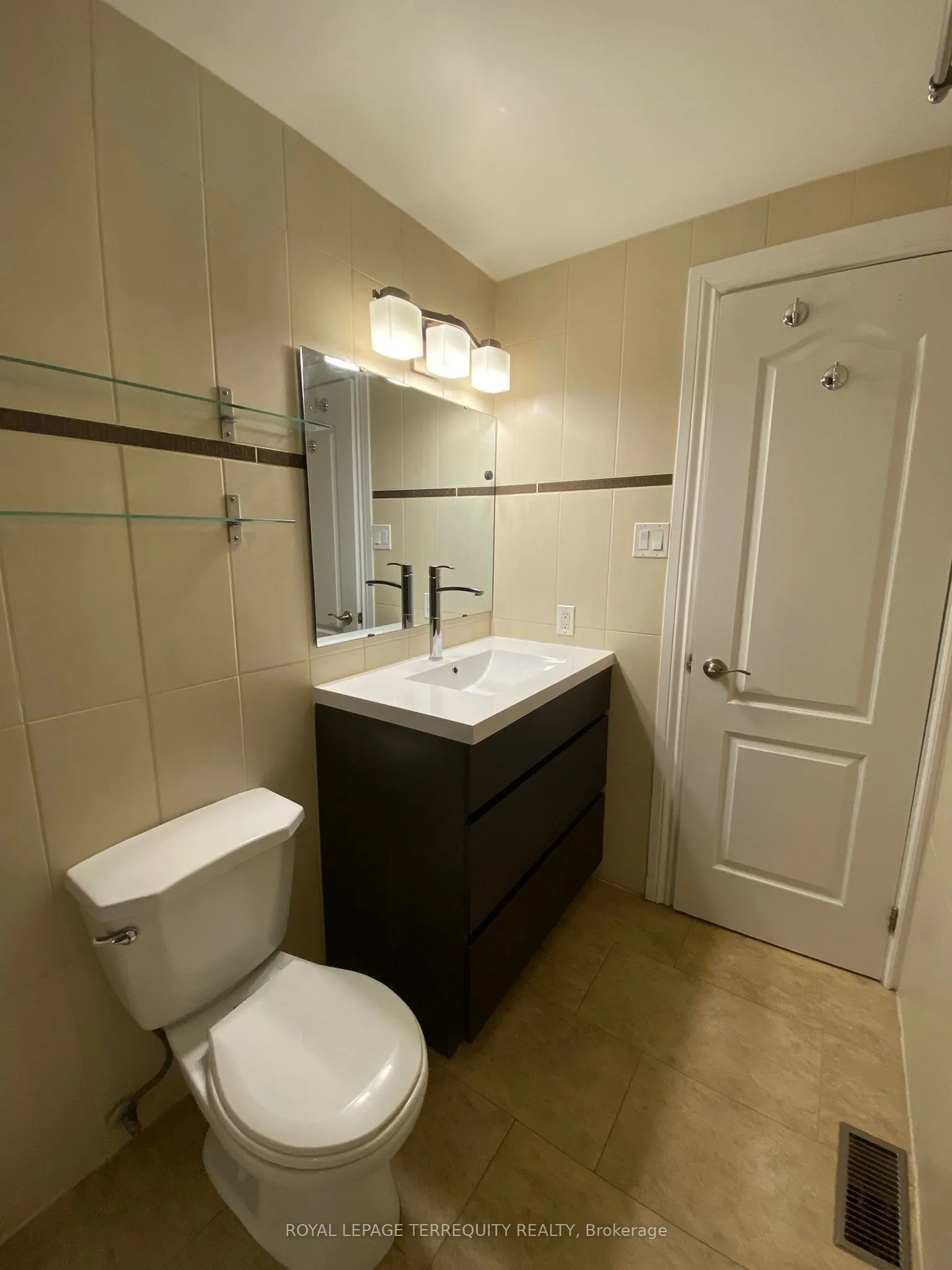 431 Mill Road, #8