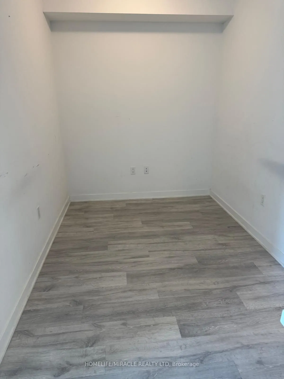 4677 Glen Erin Drive, #401
