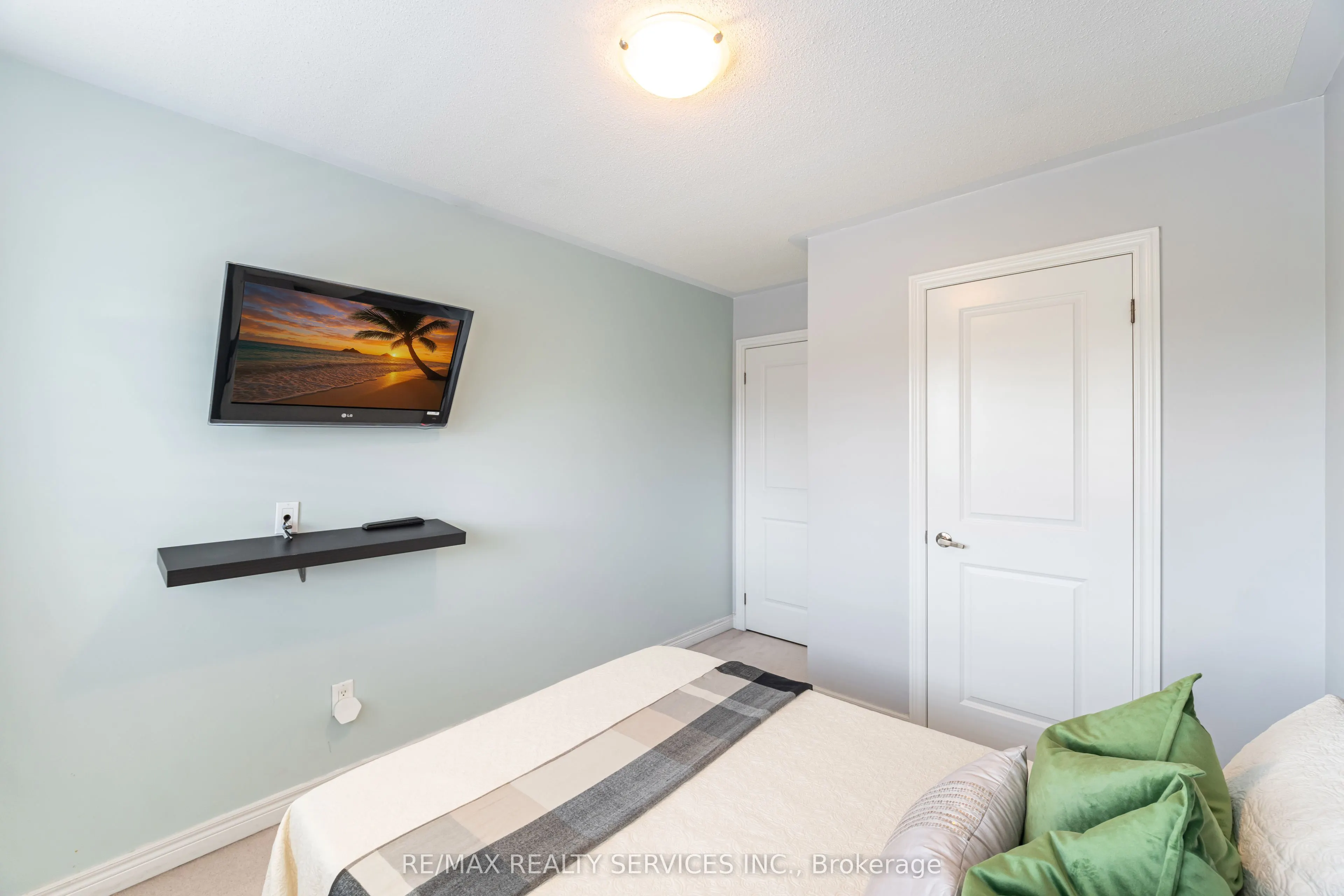 12 Seedland Crescent