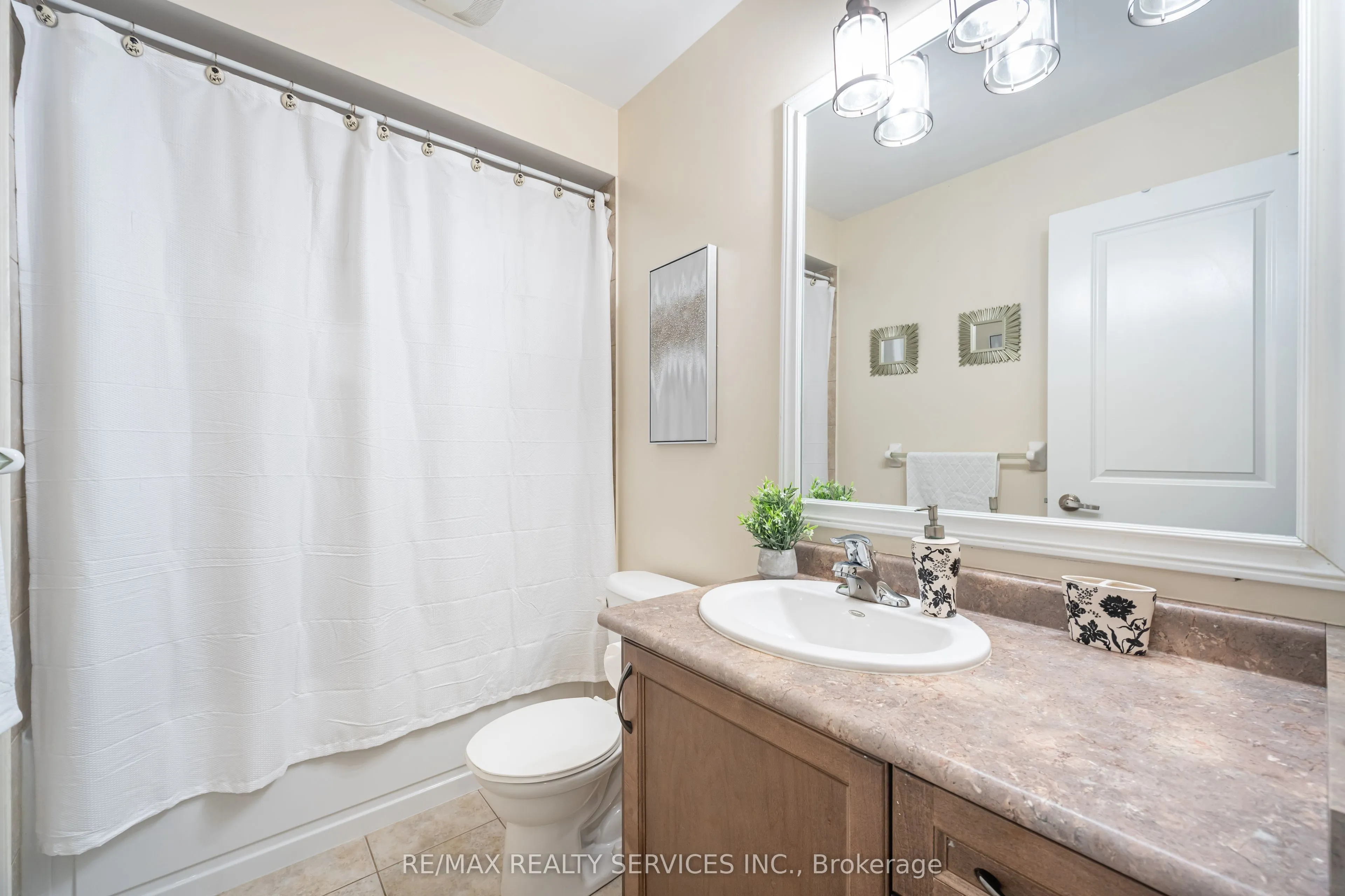 12 Seedland Crescent
