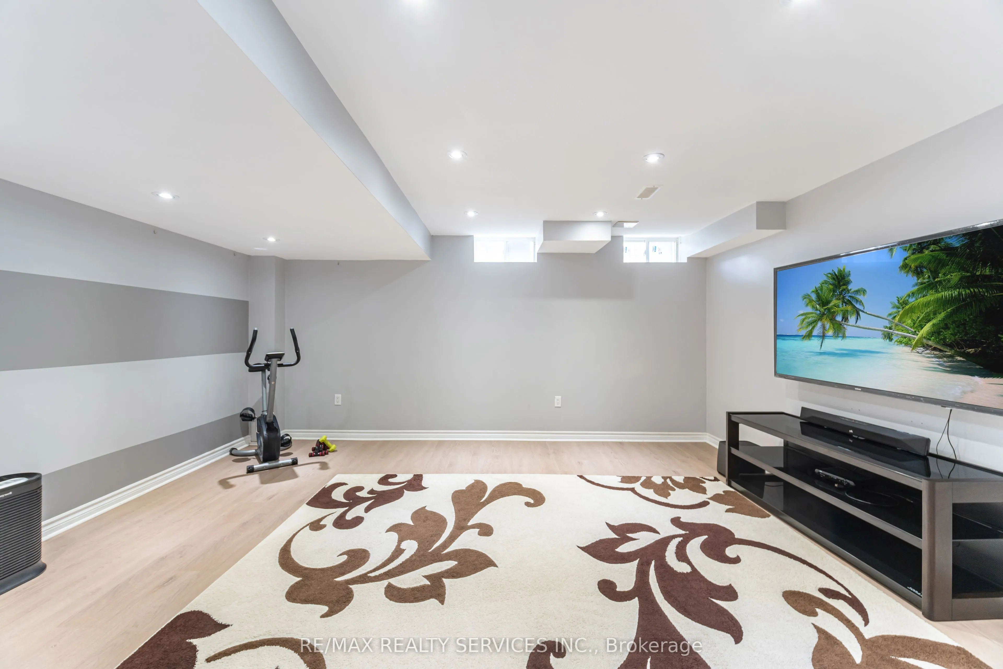 12 Seedland Crescent