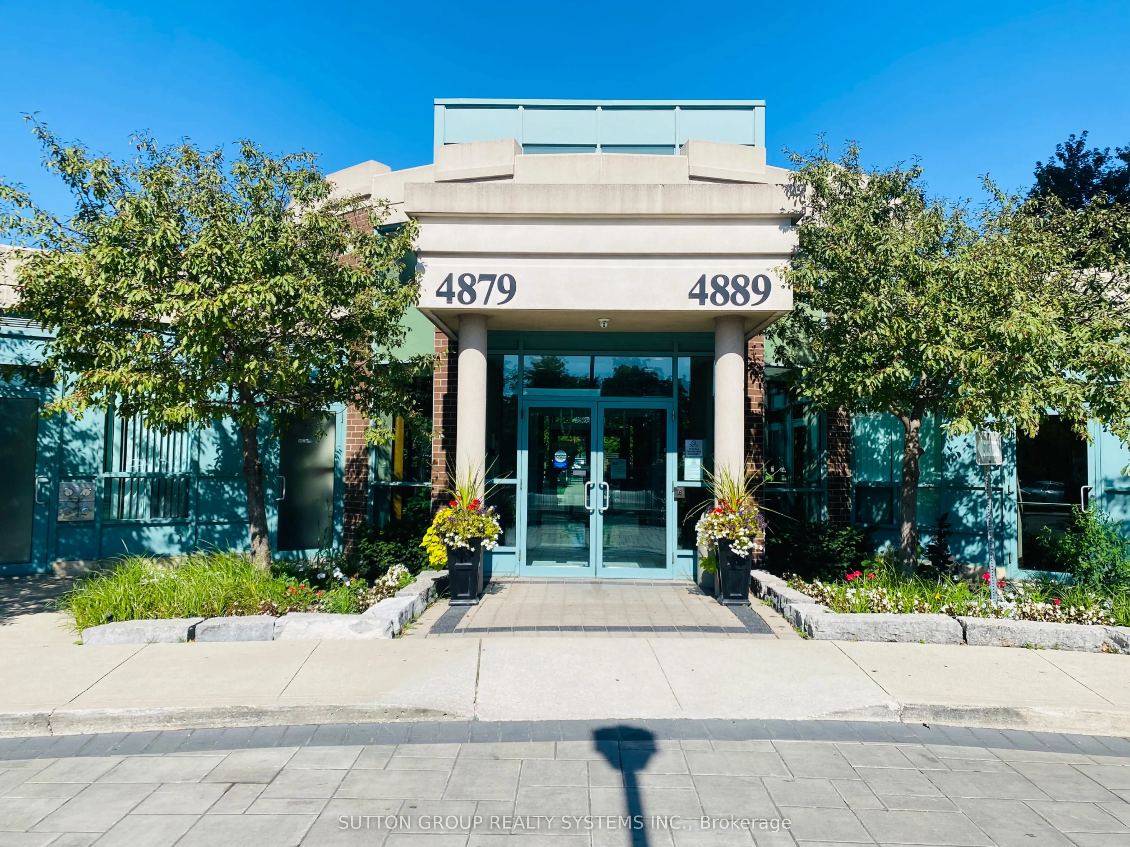 4879 Kimbermount Avenue, #1005