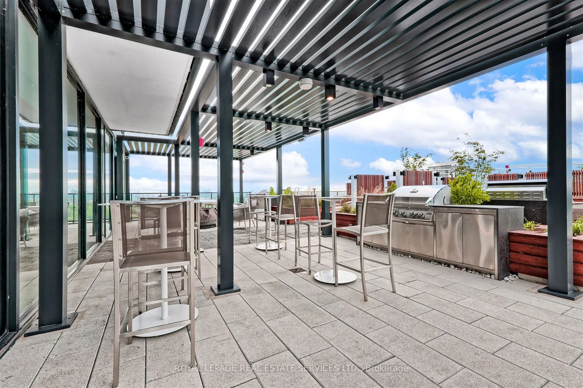 28 Ann Street, #417