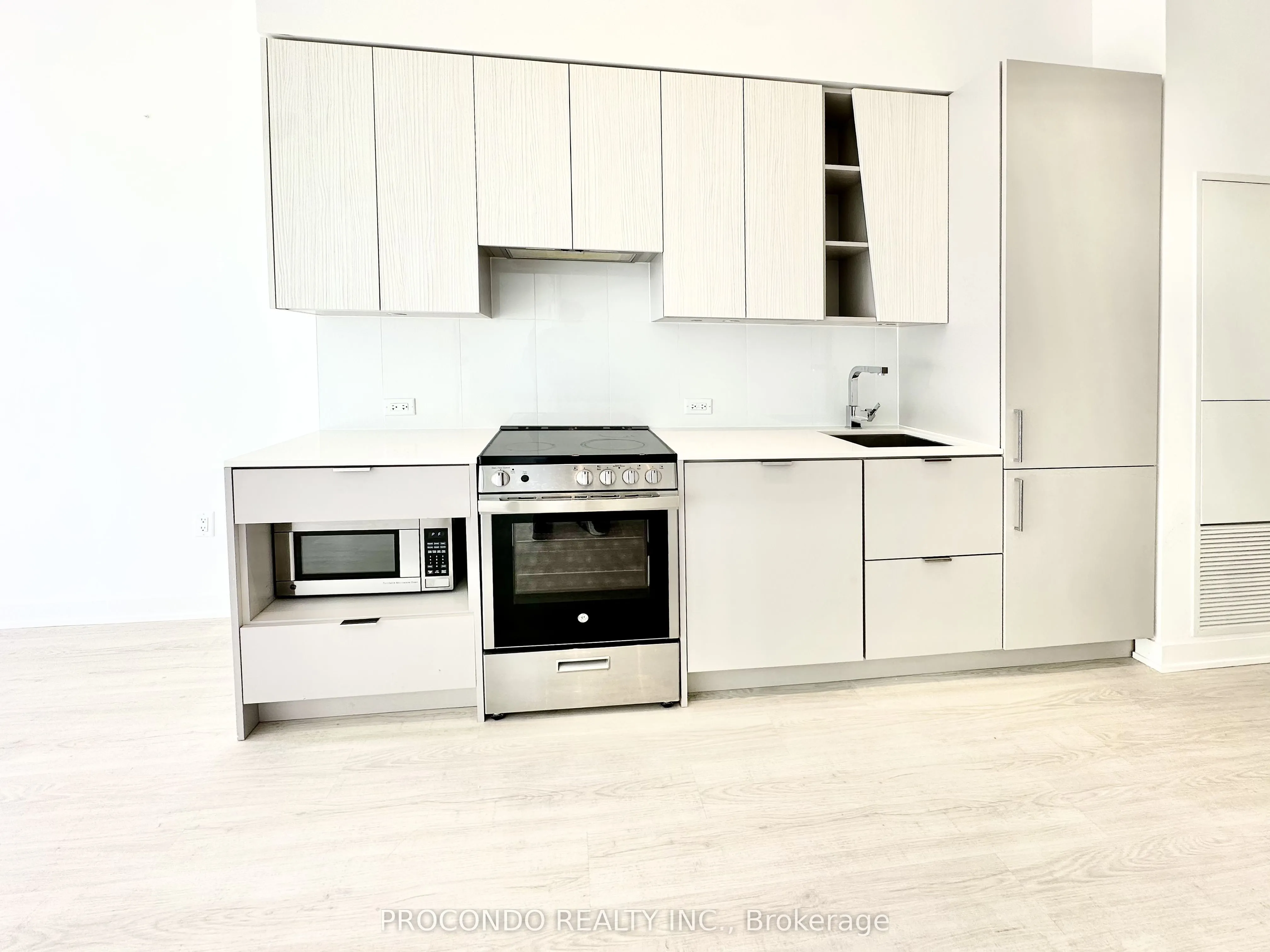 3883 Quartz Road, #619