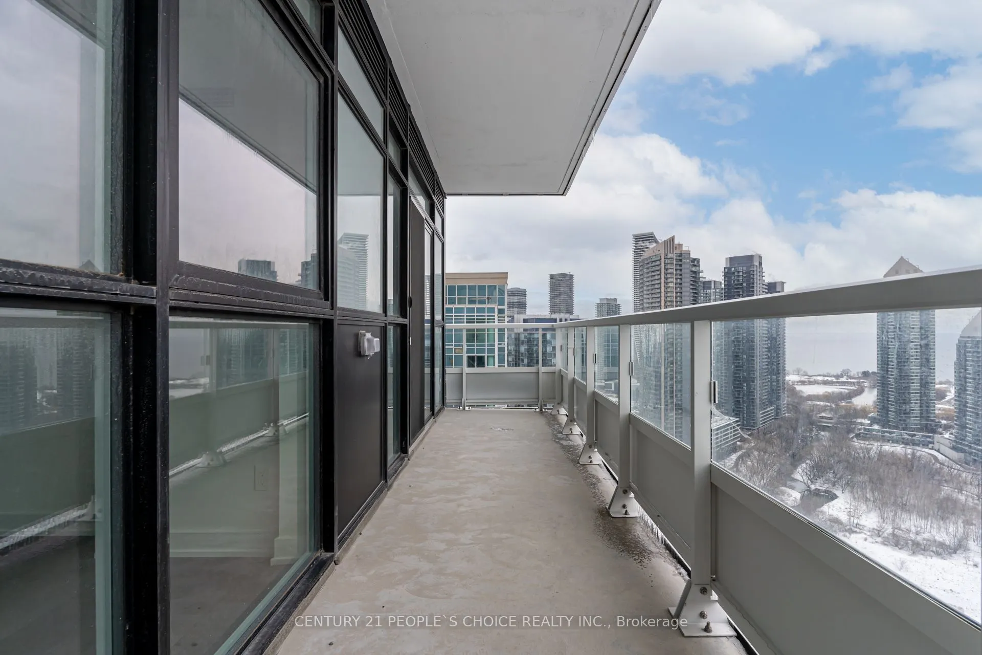 251 Manitoba Street, #2804
