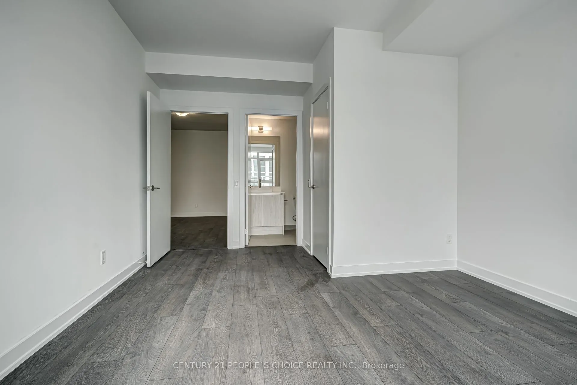 251 Manitoba Street, #2804