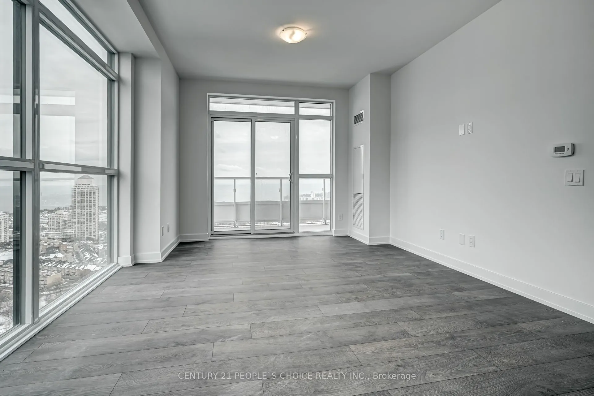 251 Manitoba Street, #2804