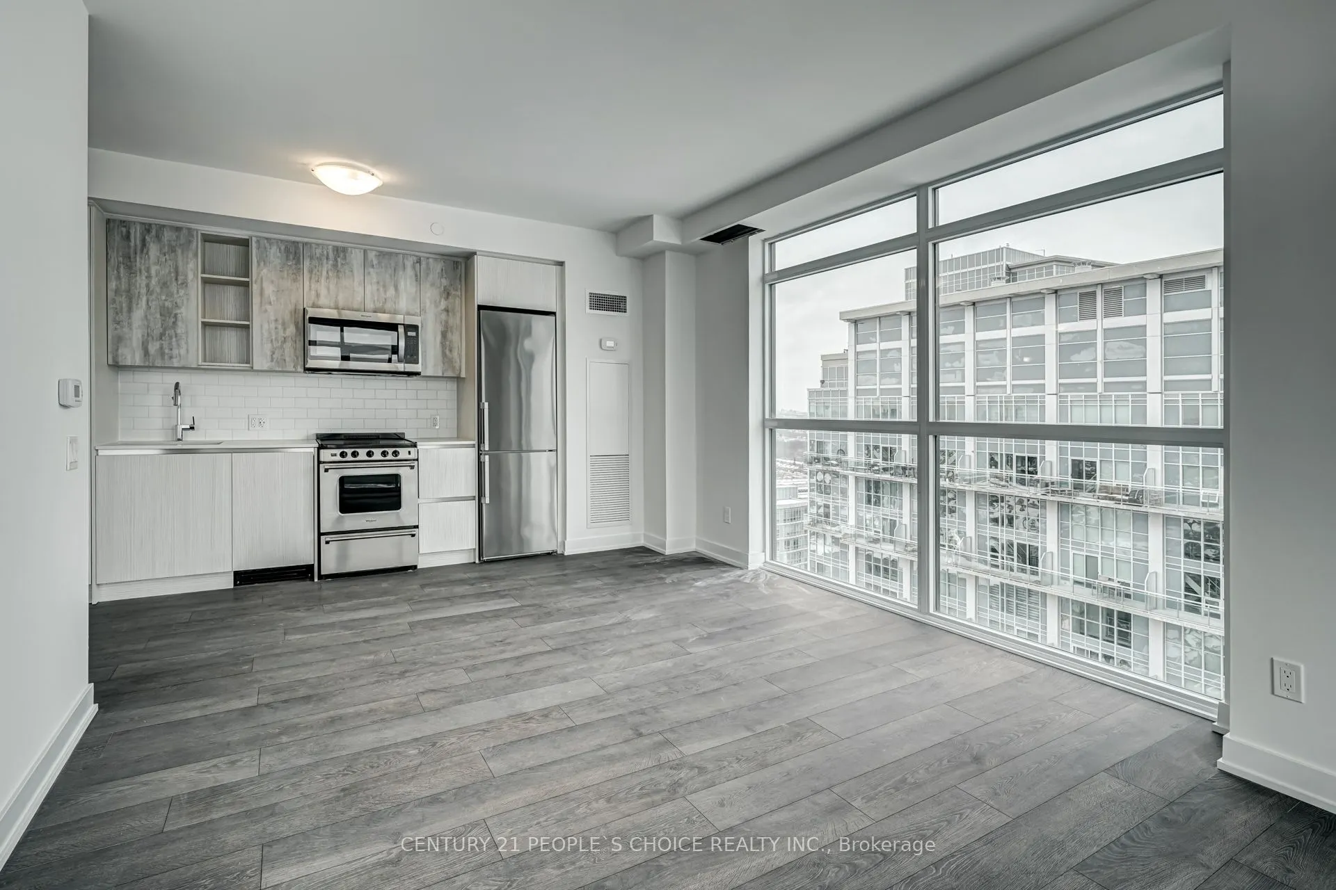 251 Manitoba Street, #2804