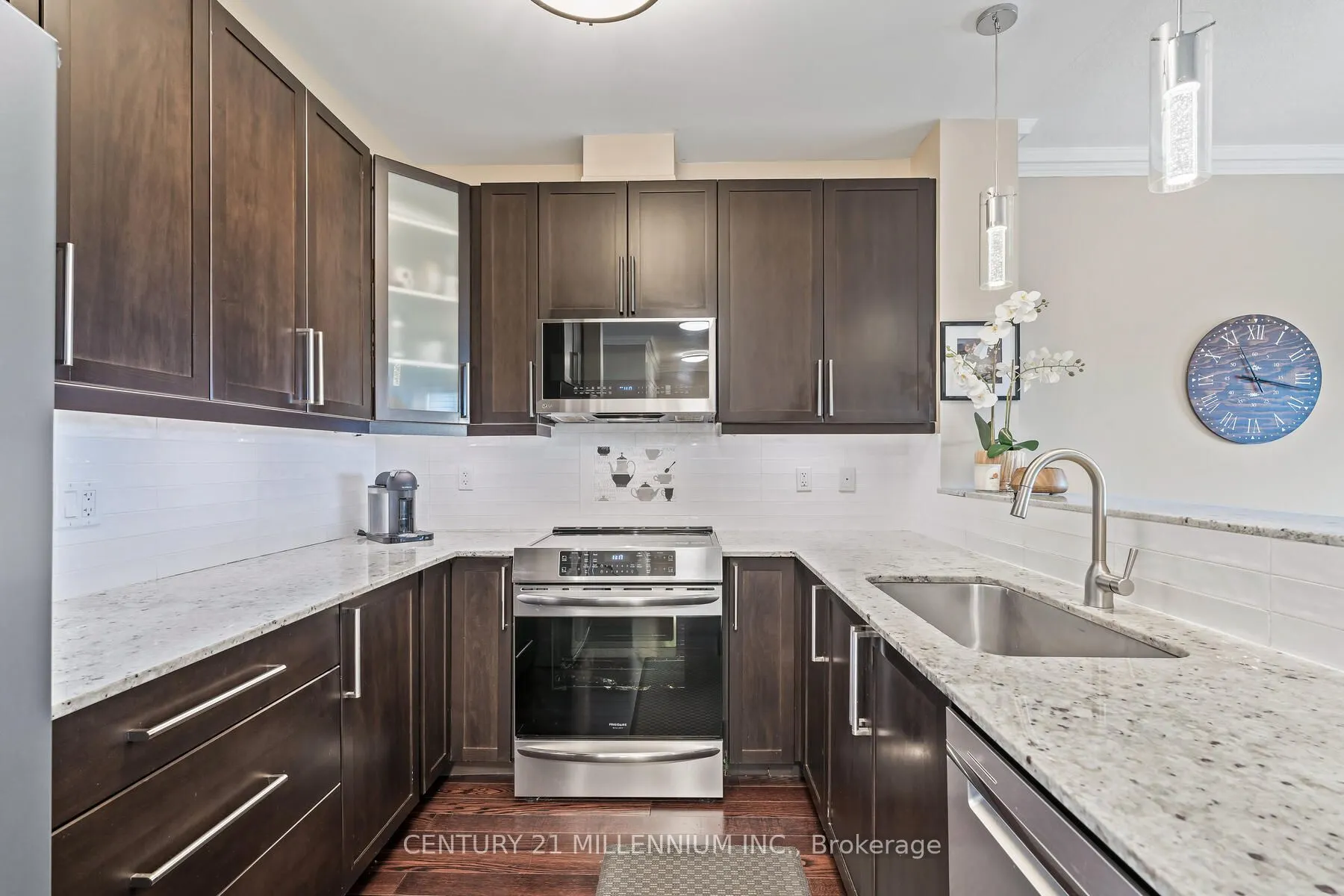 33 Whitmer Street, #413