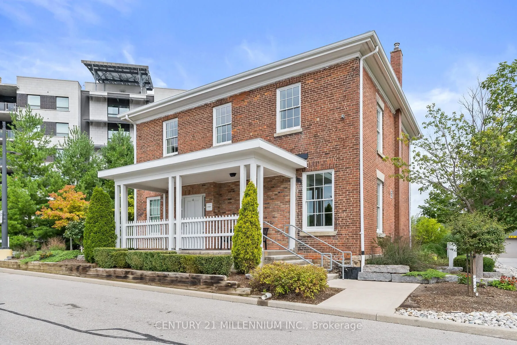 33 Whitmer Street, #413