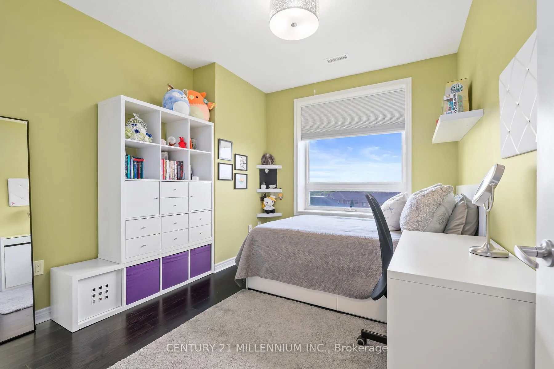 33 Whitmer Street, #413