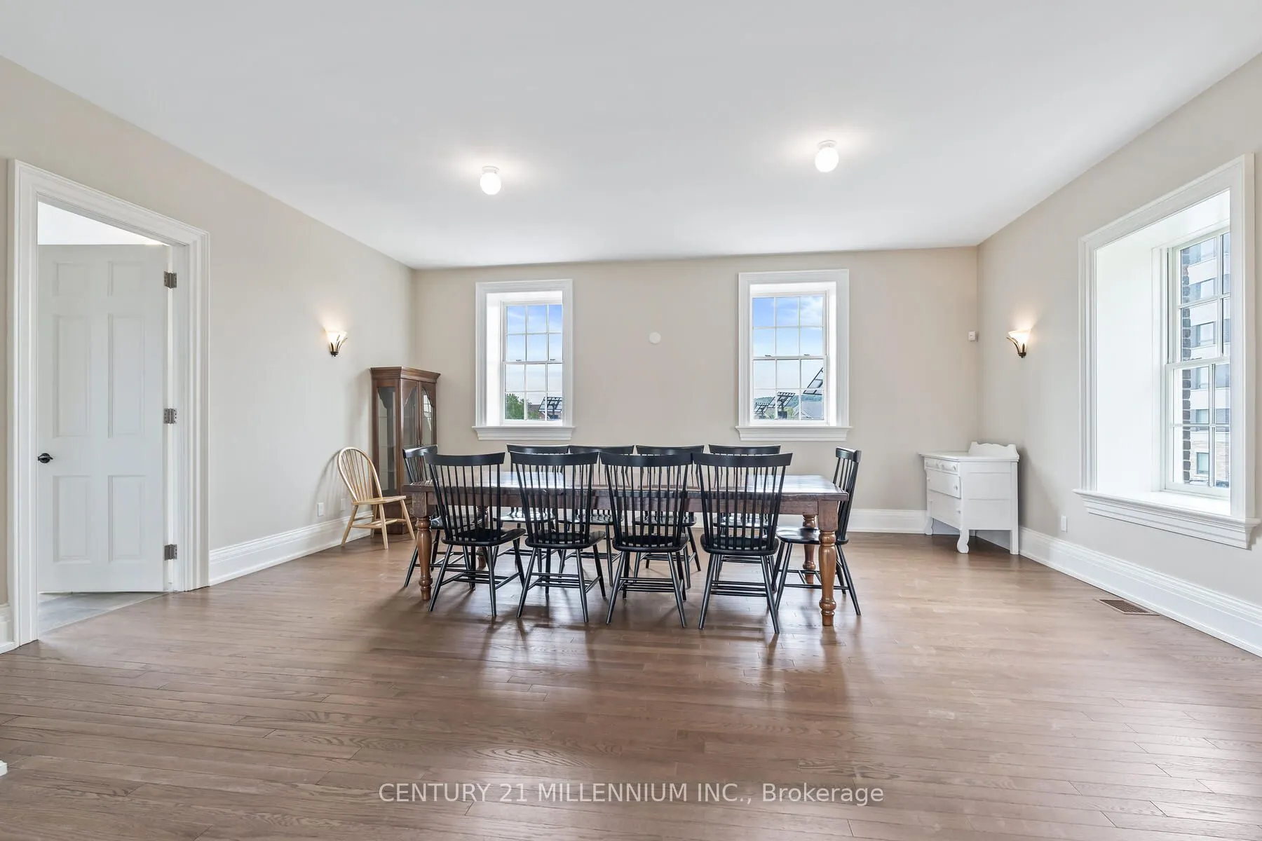 33 Whitmer Street, #413