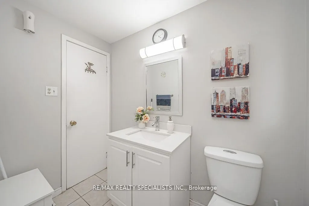 308 Fleetwood Crescent, #308