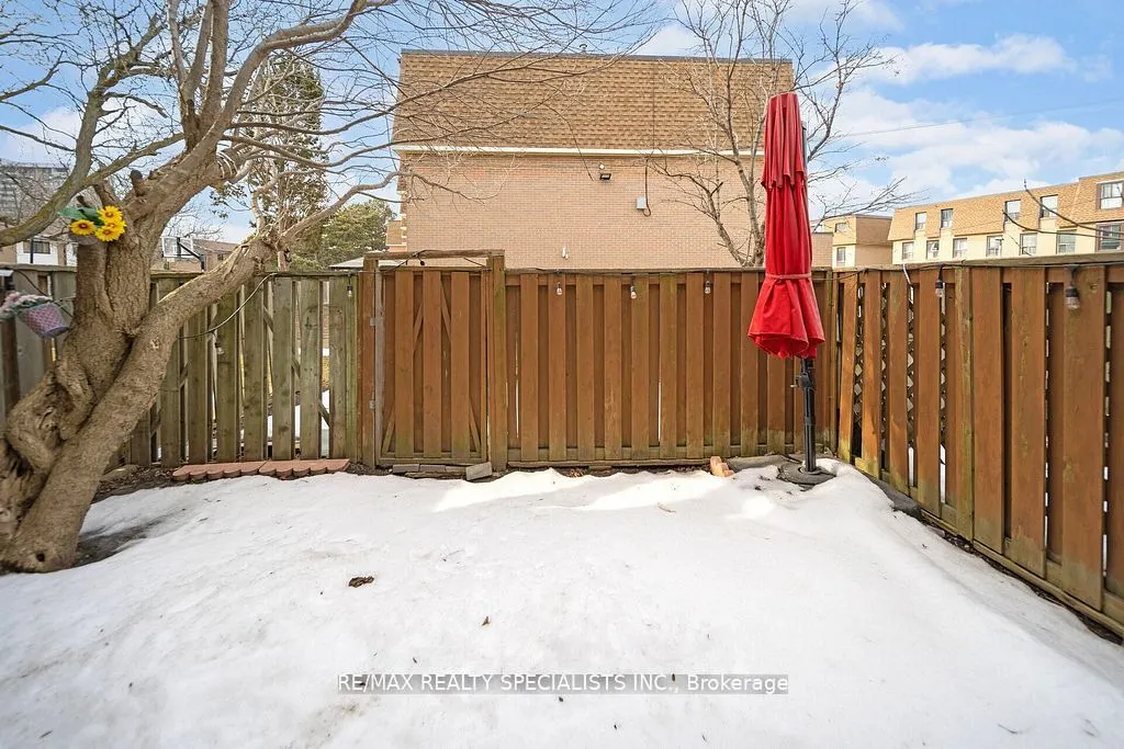 308 Fleetwood Crescent, #308