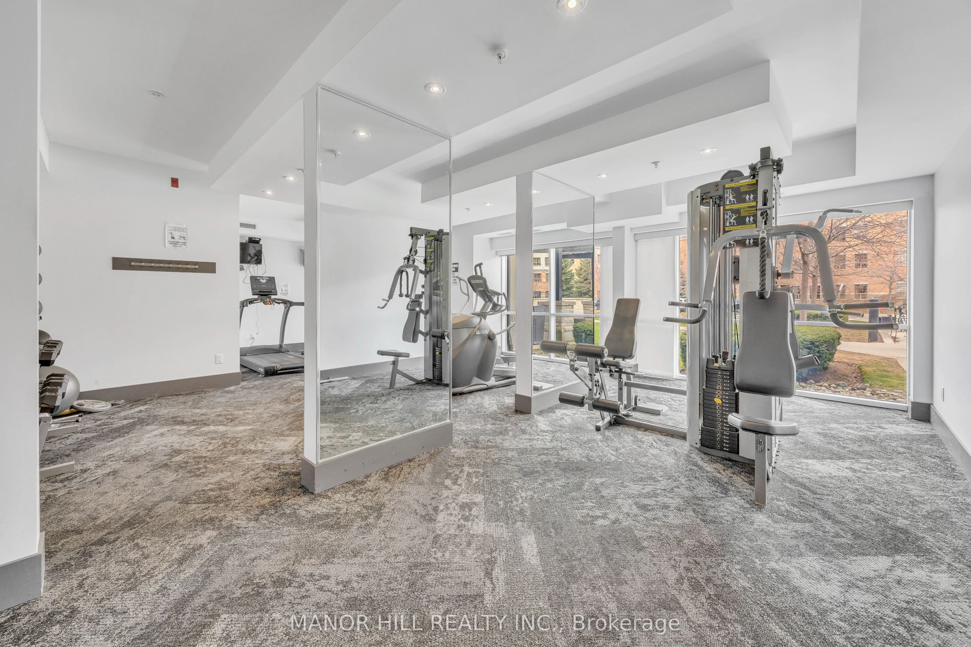570 Lolita Gardens N, #330