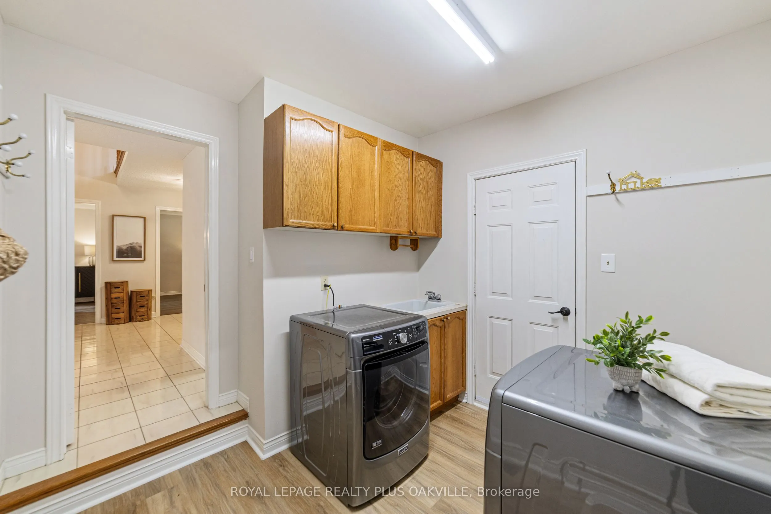 1298 Hilton Lane
