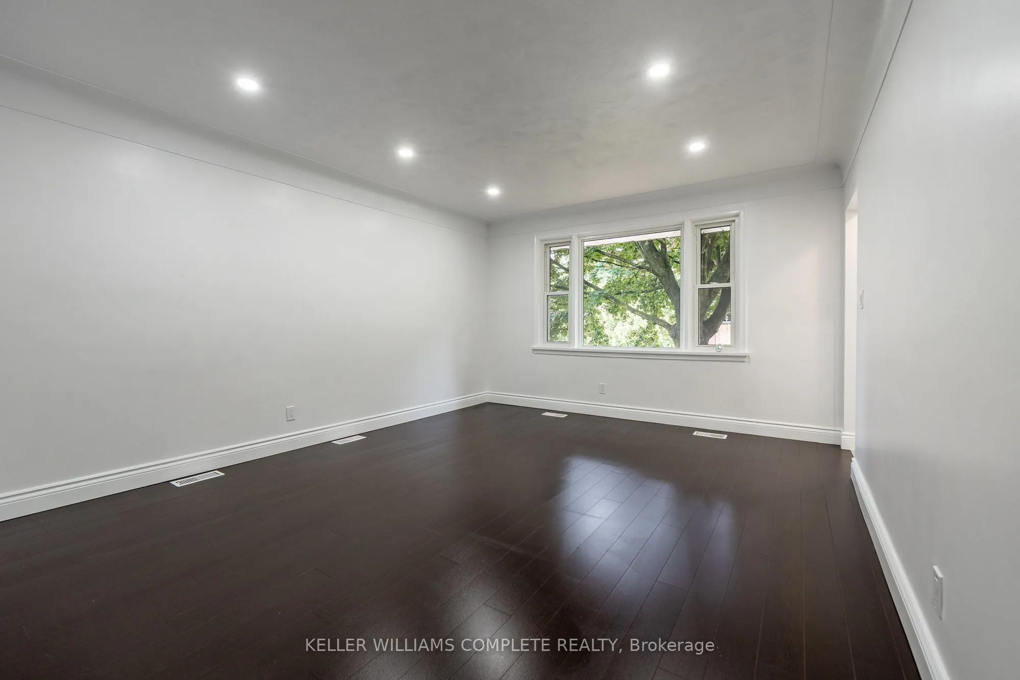 1392 Royal Drive