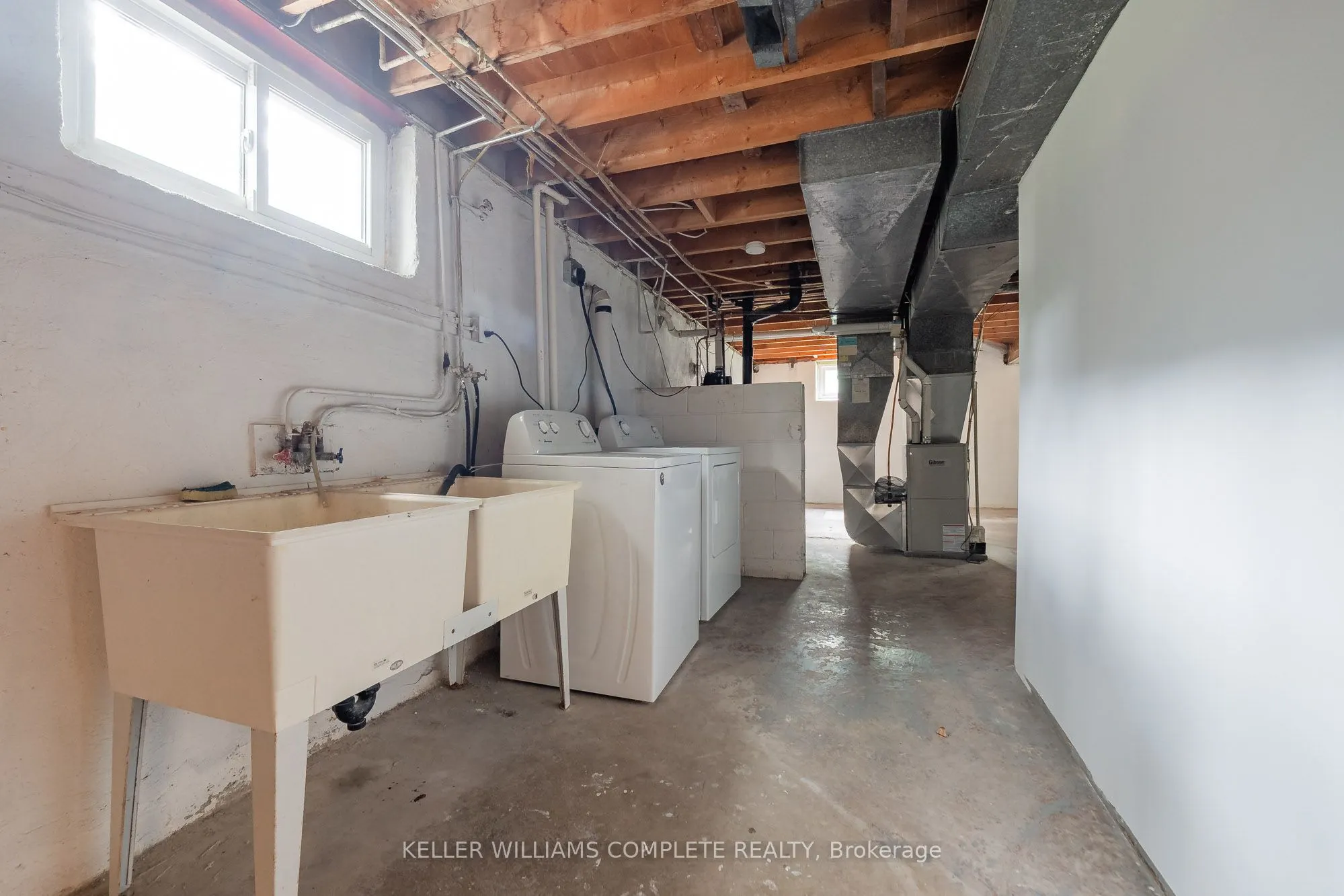 1392 Royal Drive