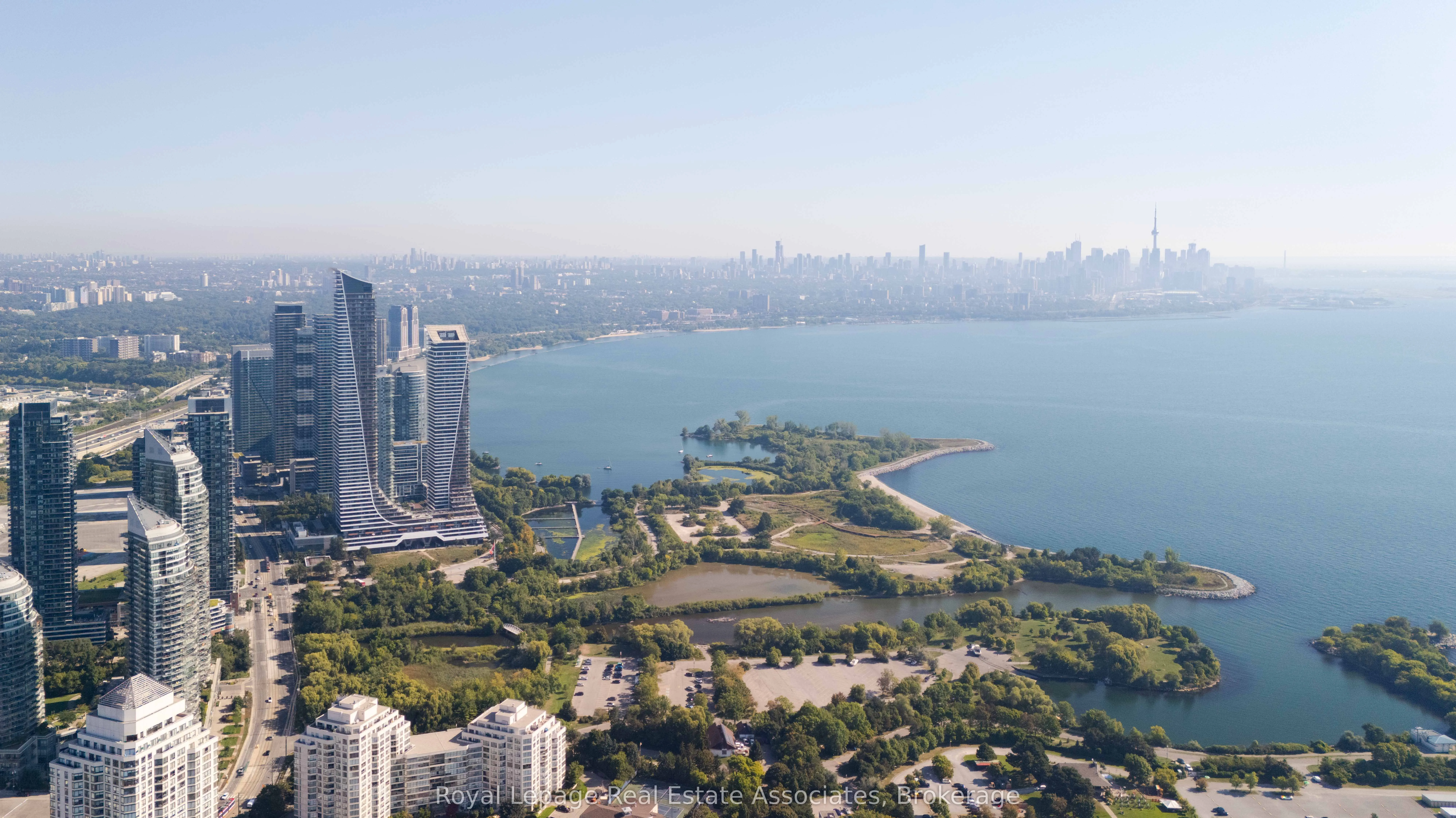 30 Shore Breeze Drive, #916