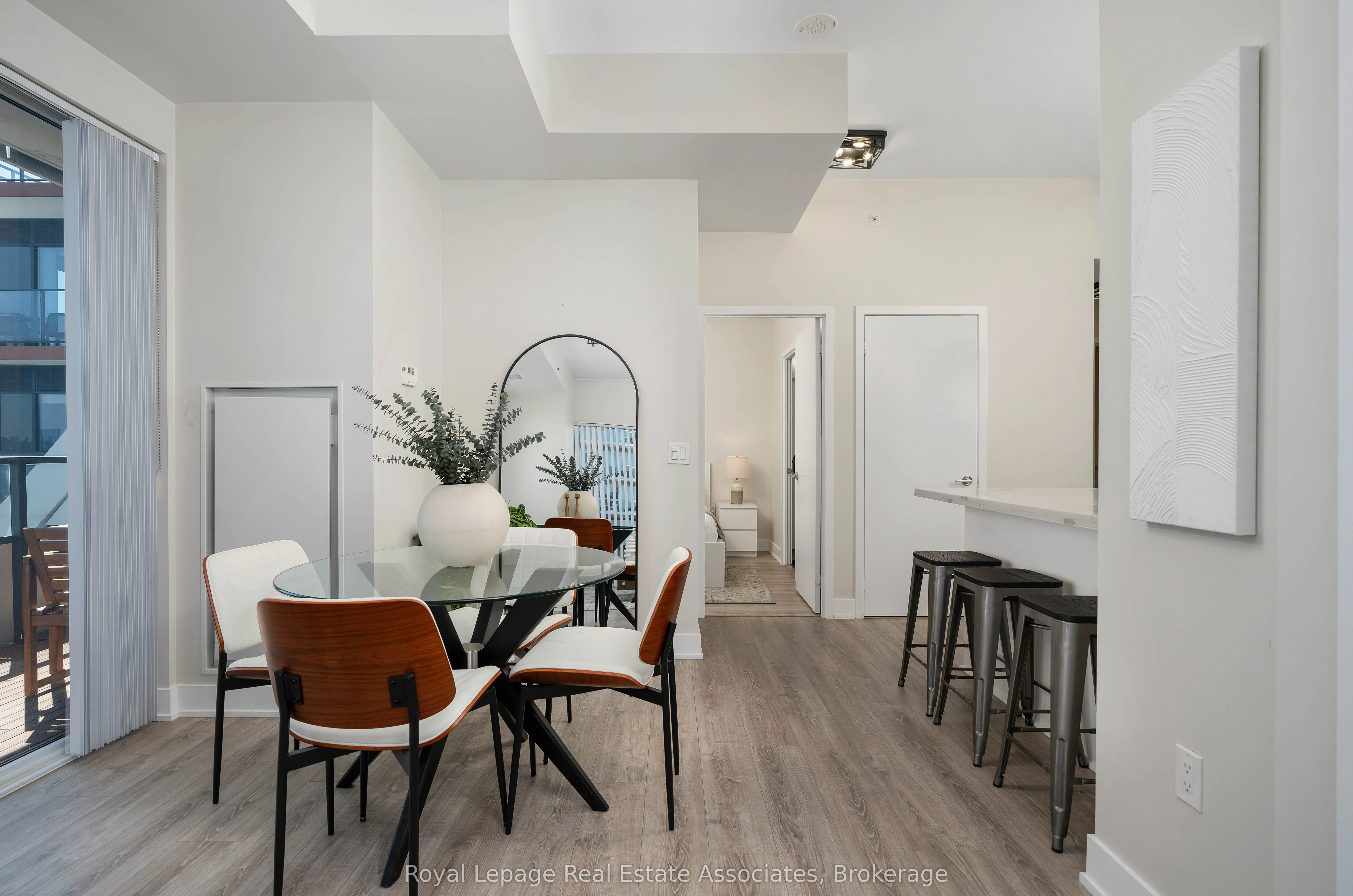 30 Shore Breeze Drive, #916