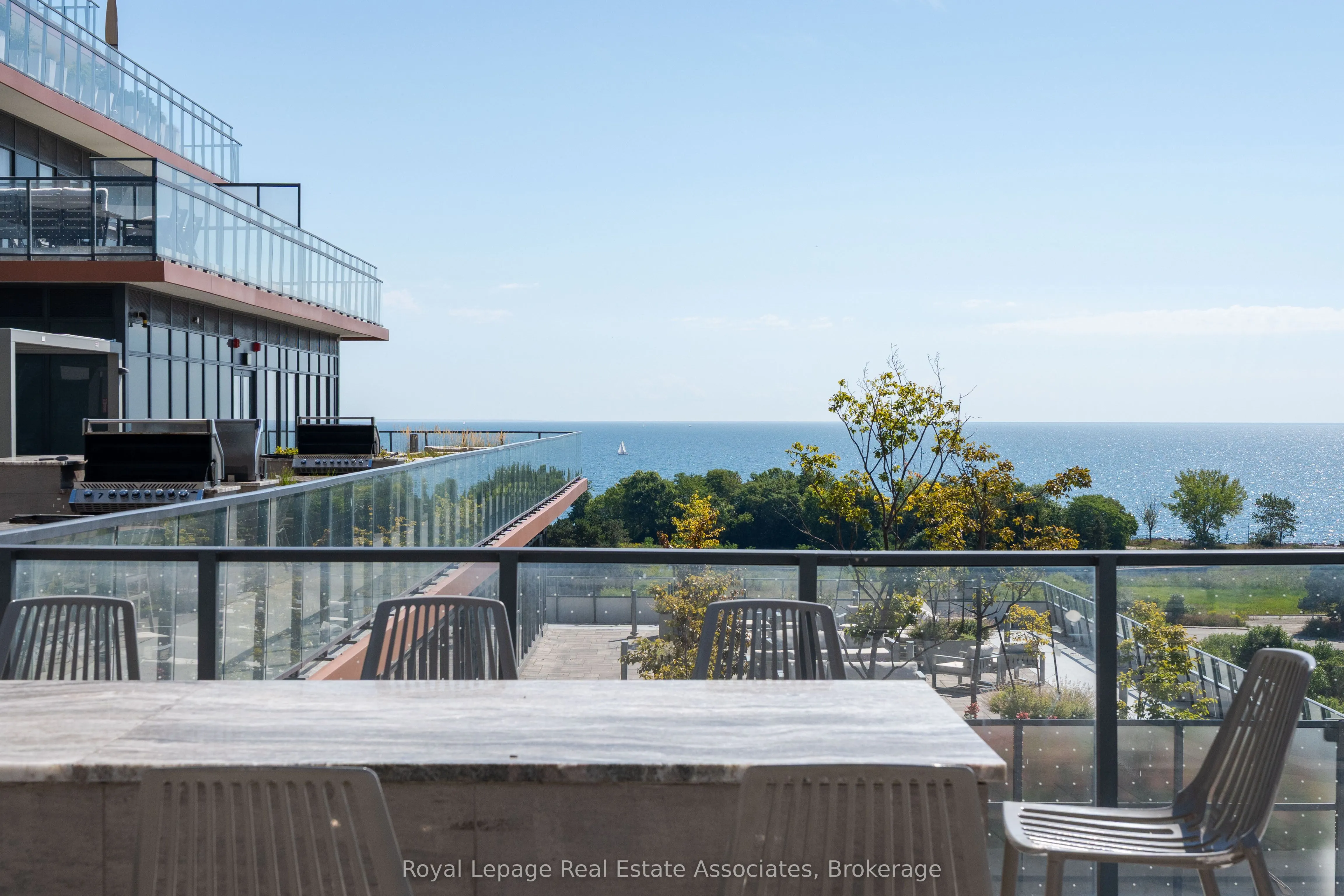 30 Shore Breeze Drive, #916