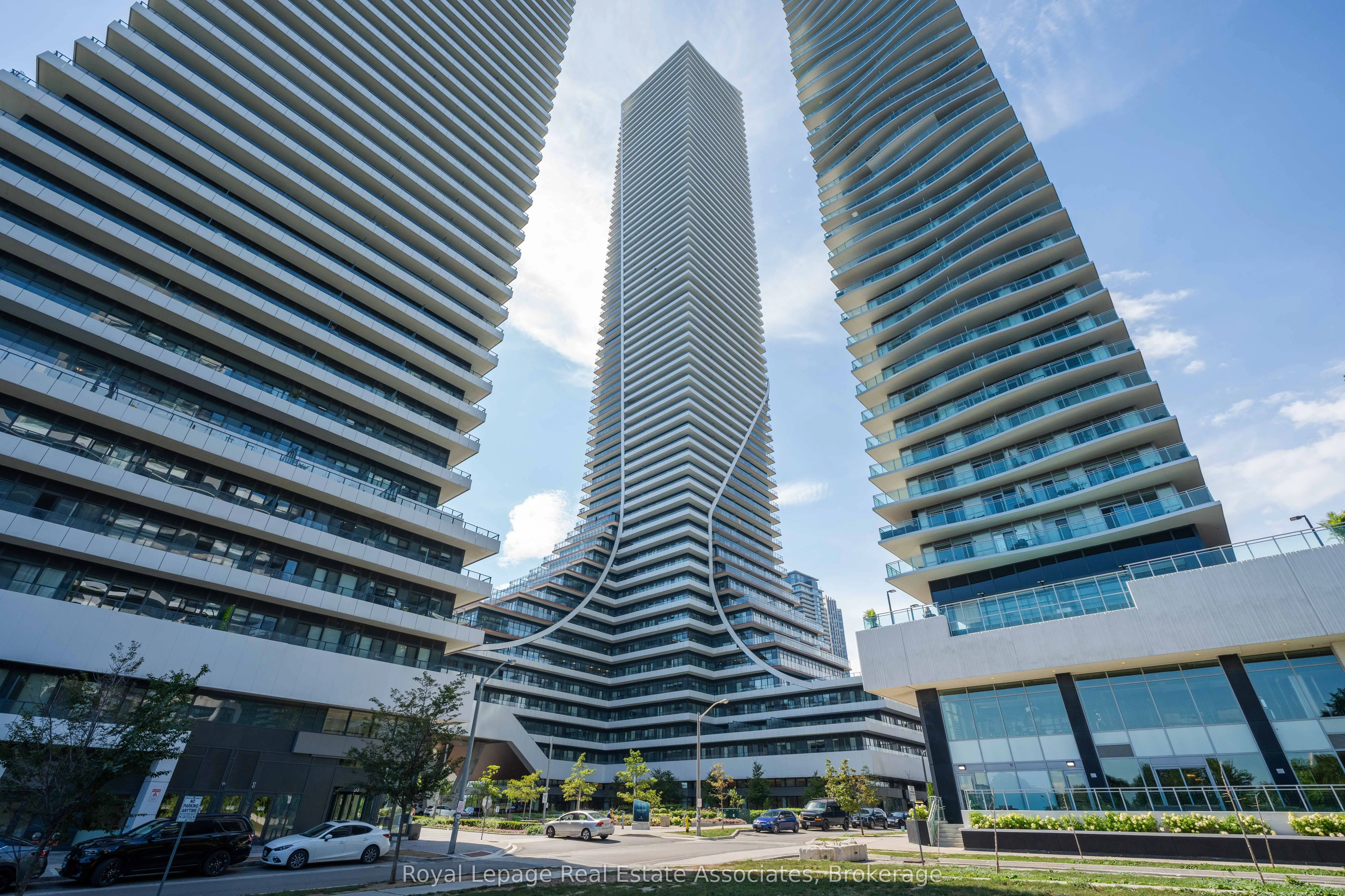30 Shore Breeze Drive, #916