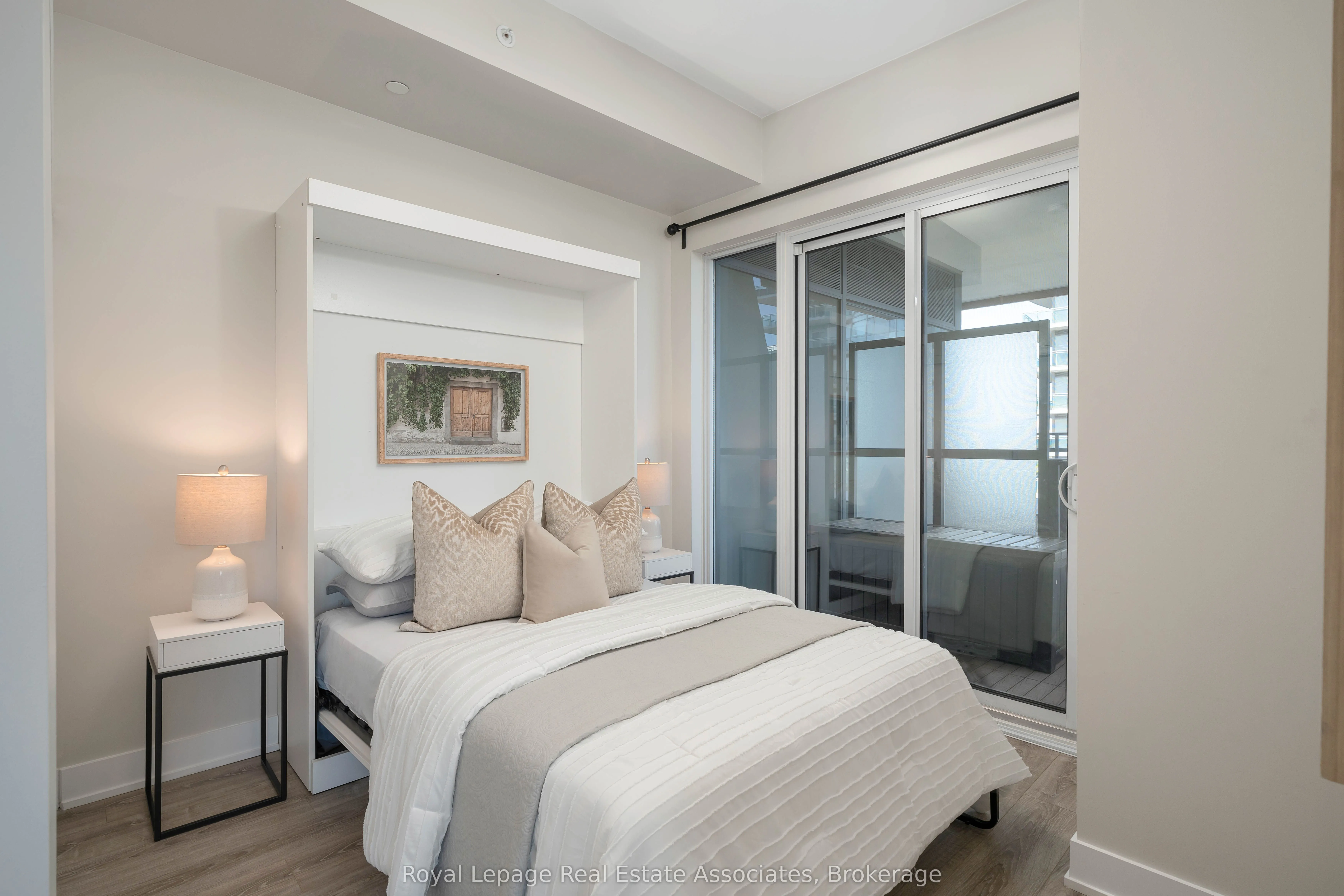 30 Shore Breeze Drive, #916
