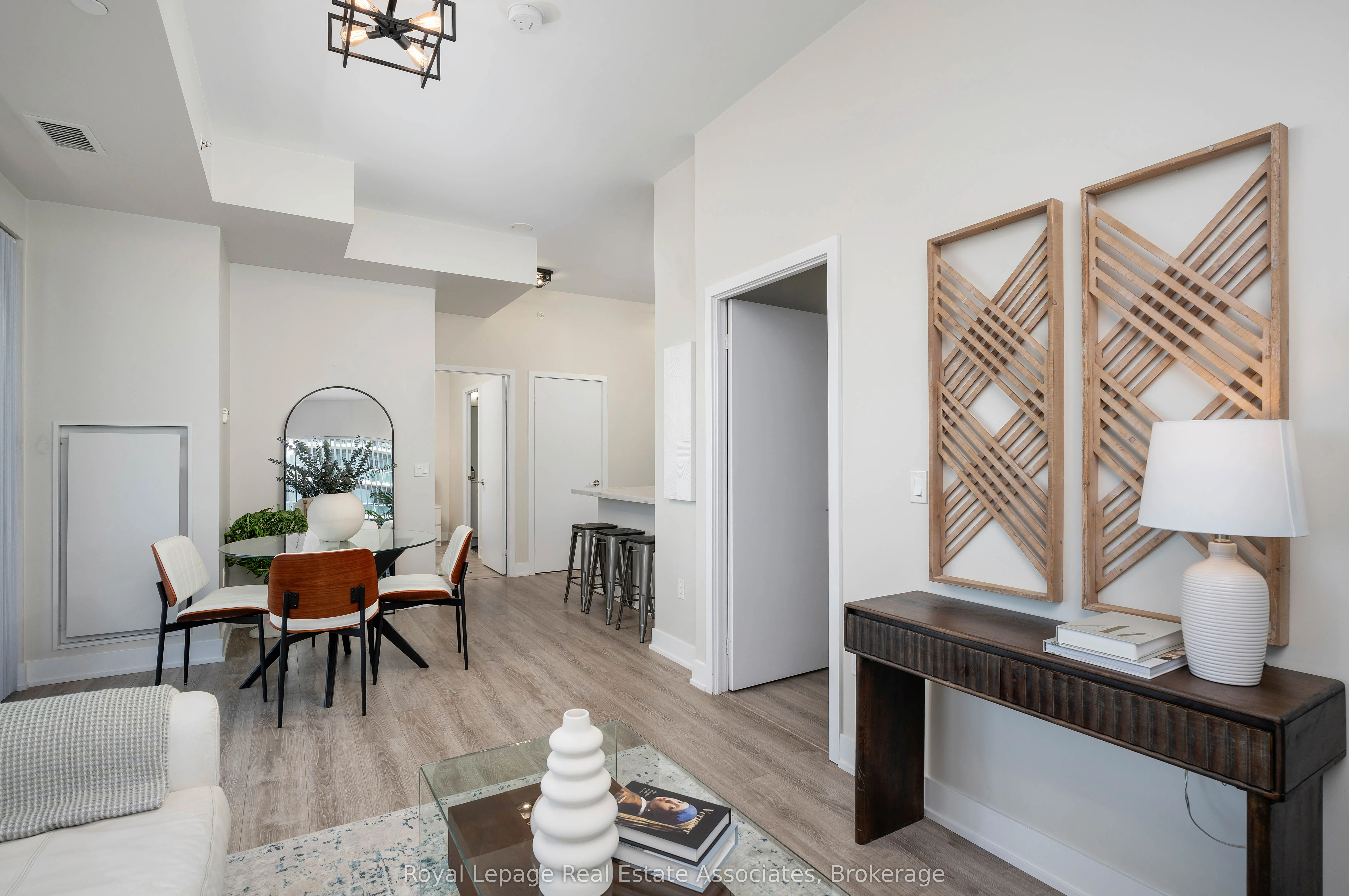 30 Shore Breeze Drive, #916