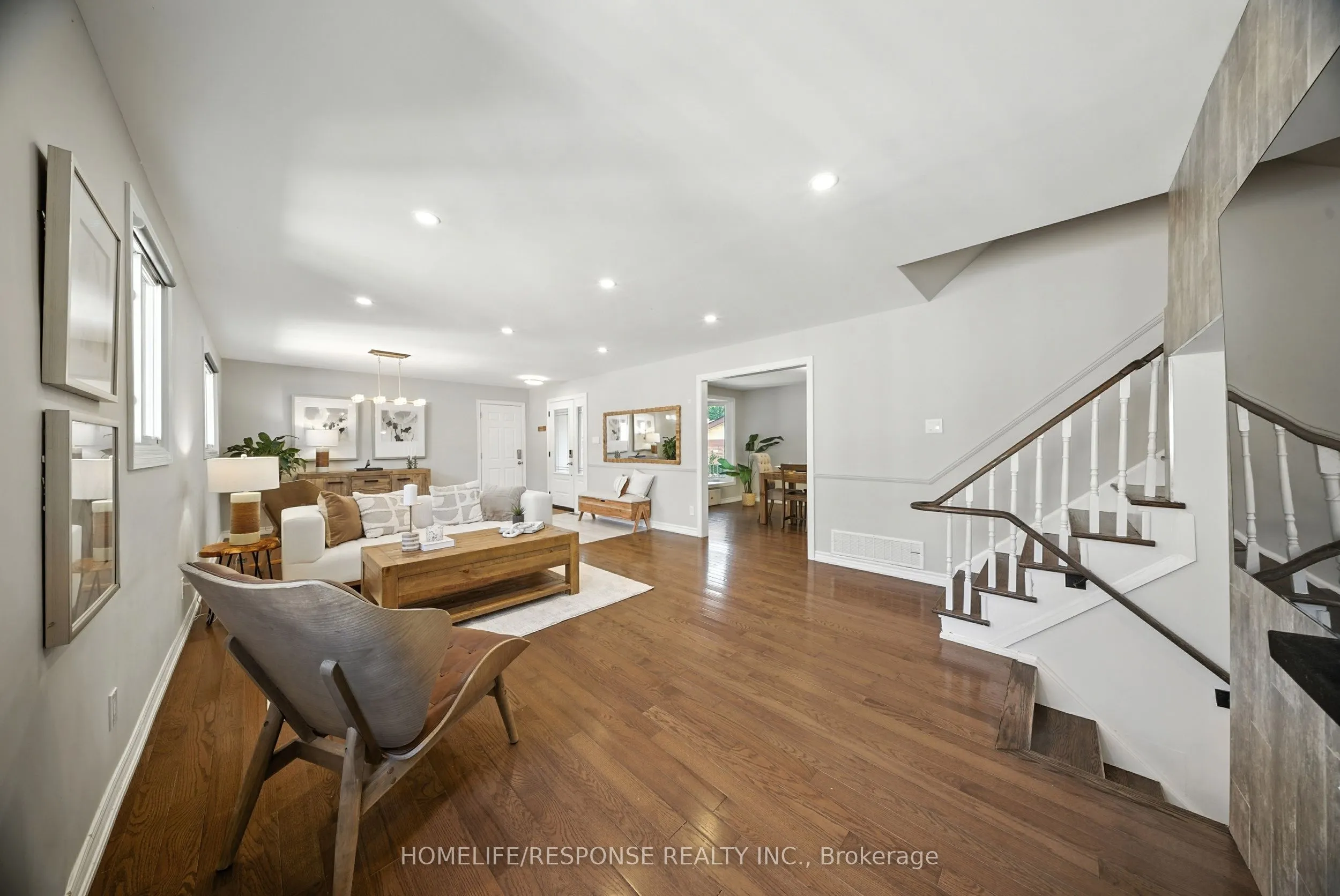 1464 JEFFERSON Crescent