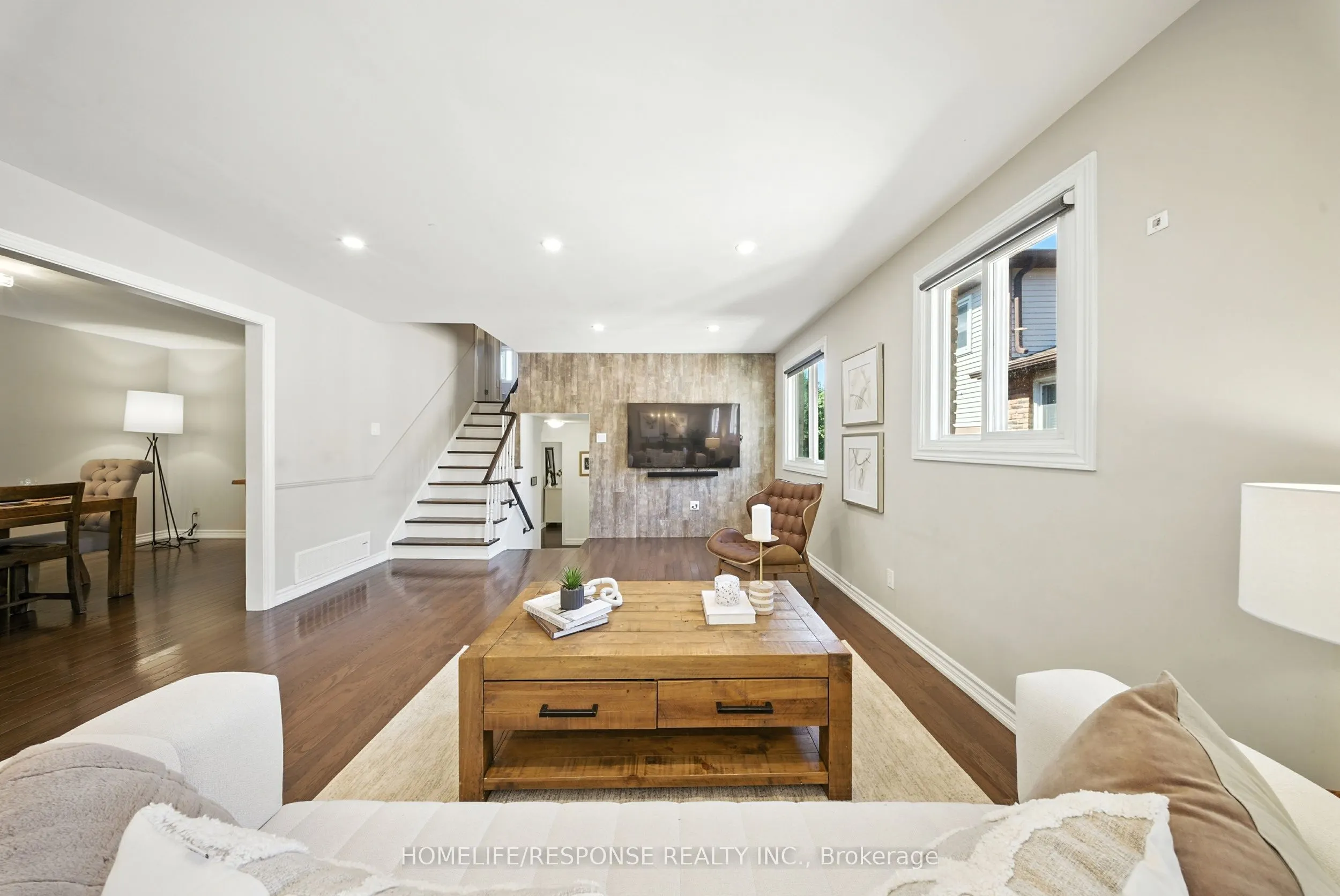 1464 JEFFERSON Crescent