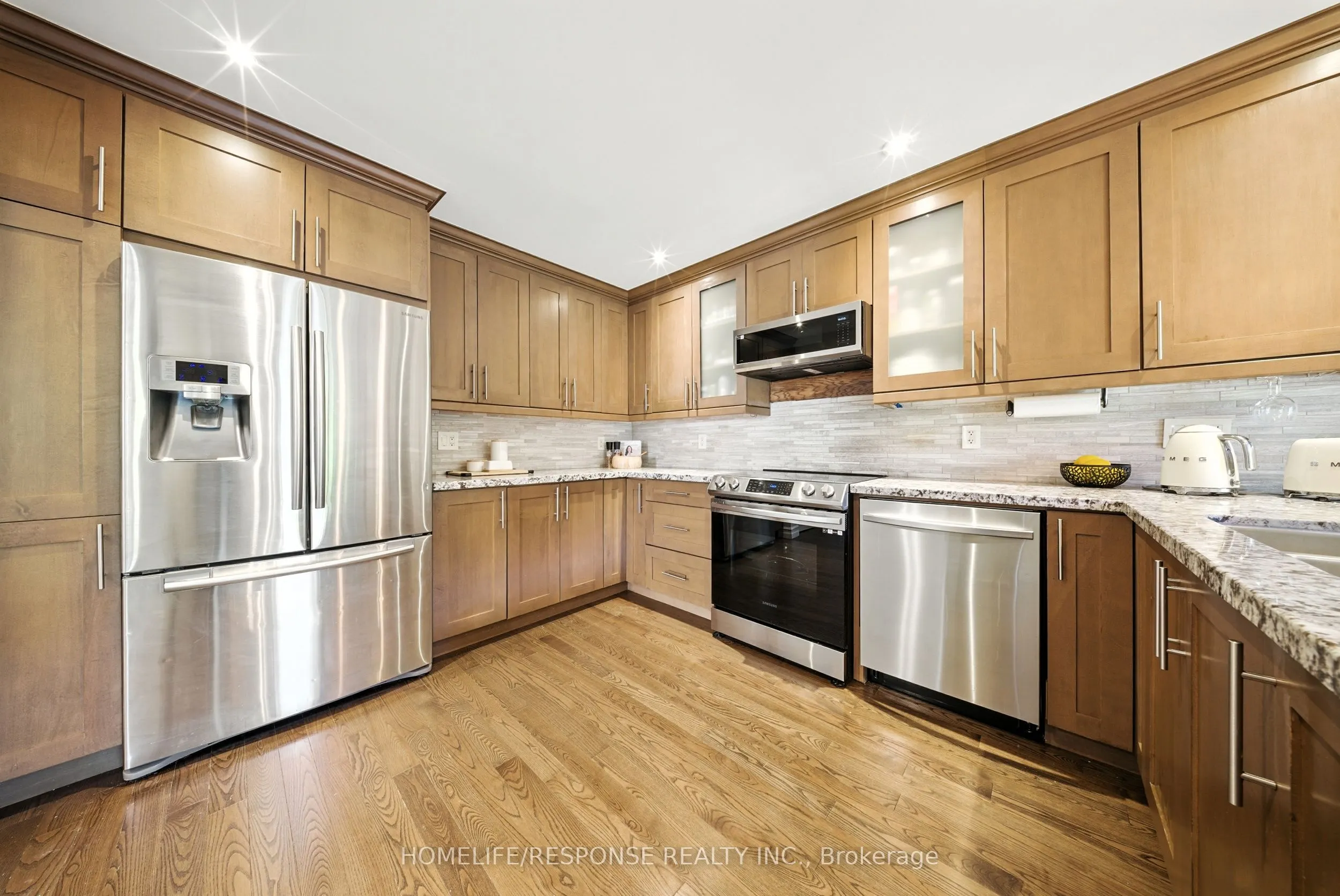 1464 JEFFERSON Crescent