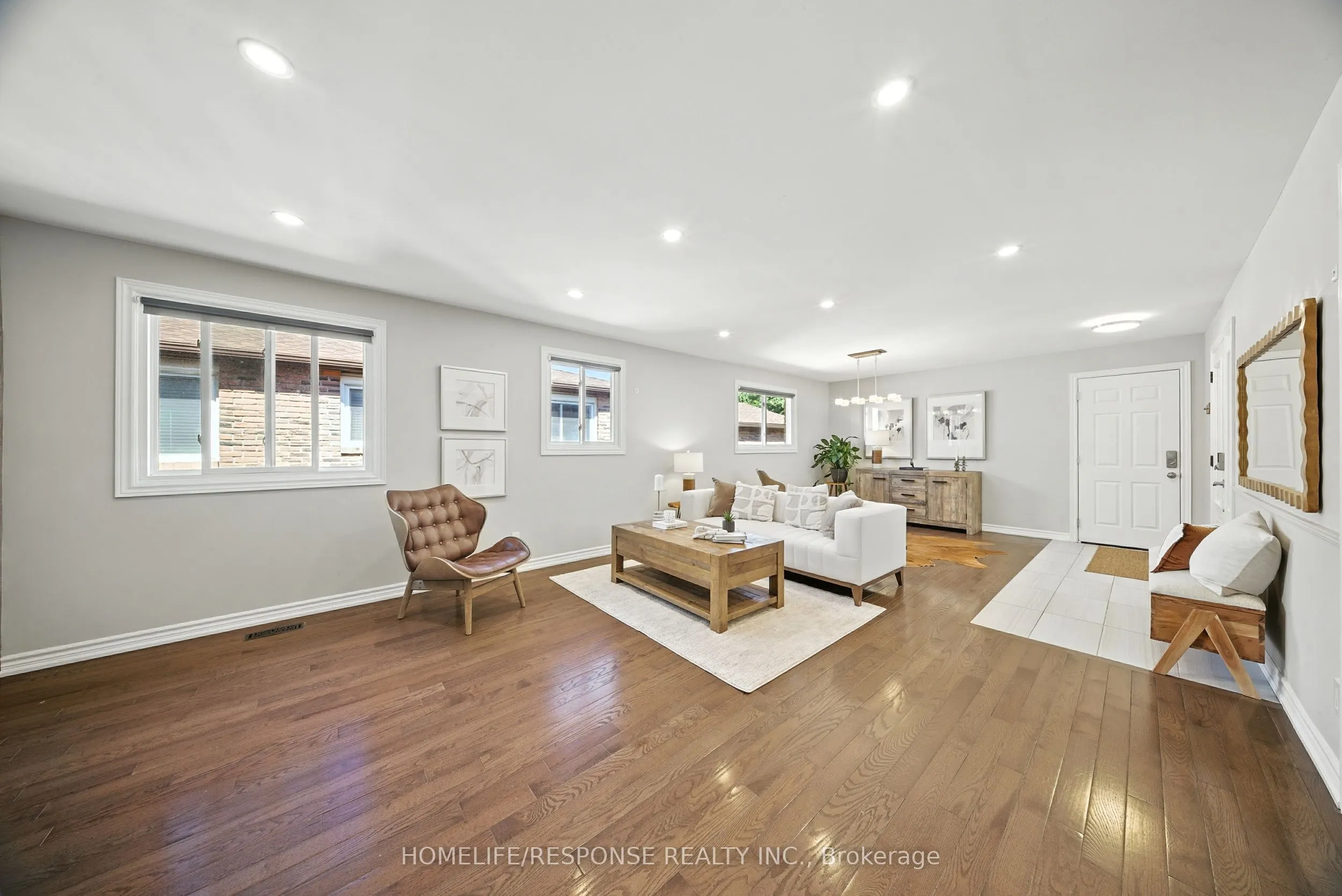 1464 JEFFERSON Crescent