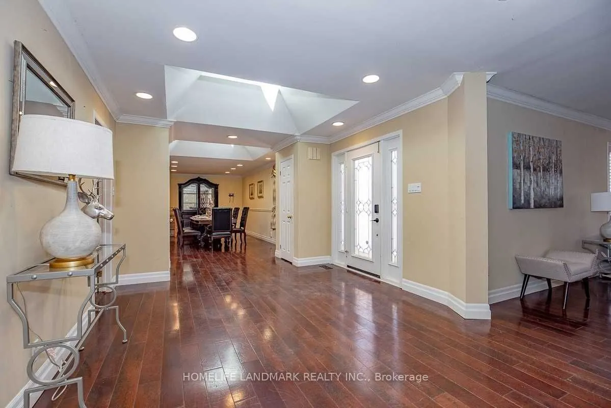 2301 Bennington Gate
