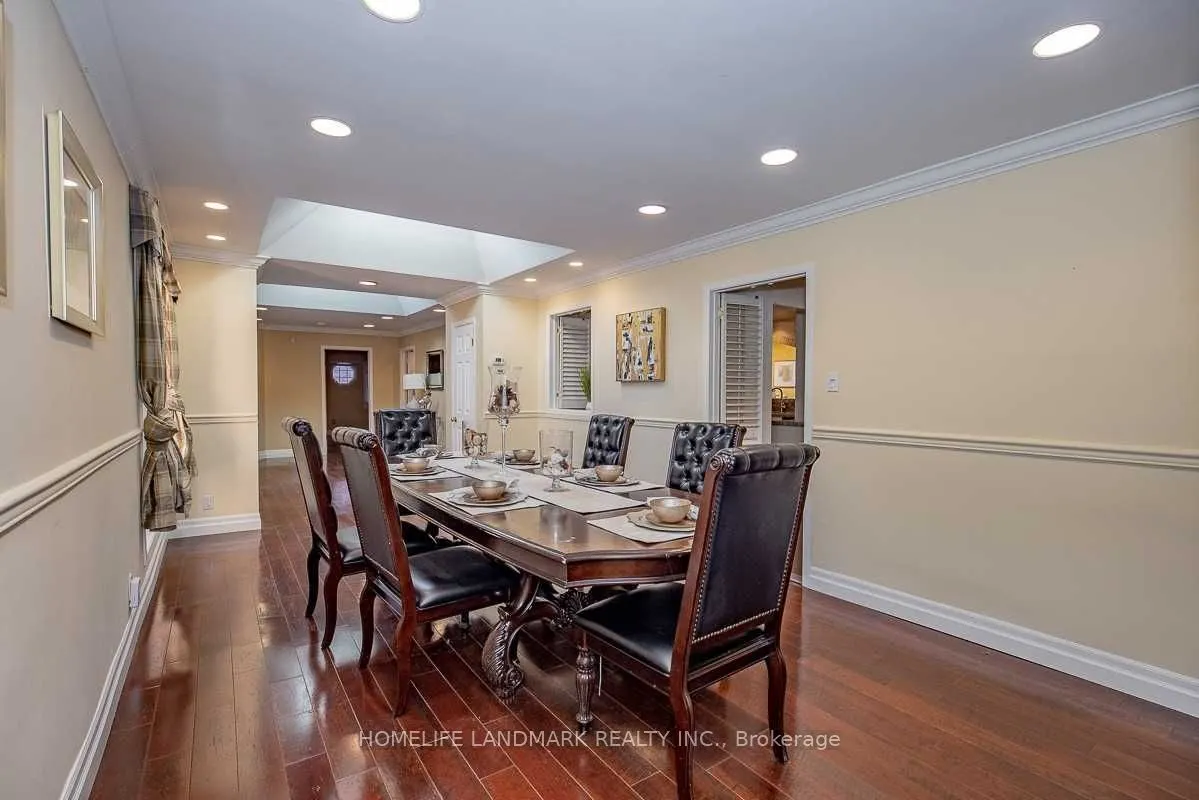 2301 Bennington Gate