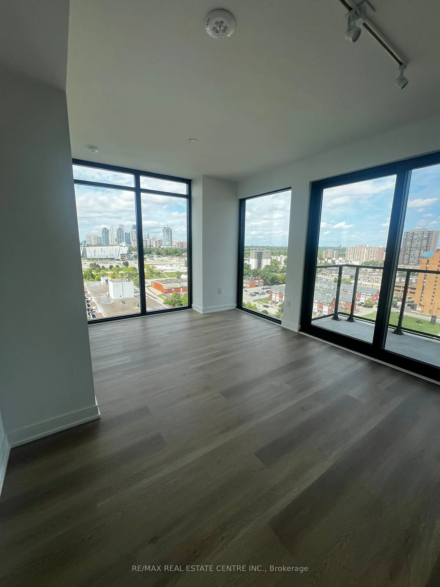 3009 Novar Road, #1515