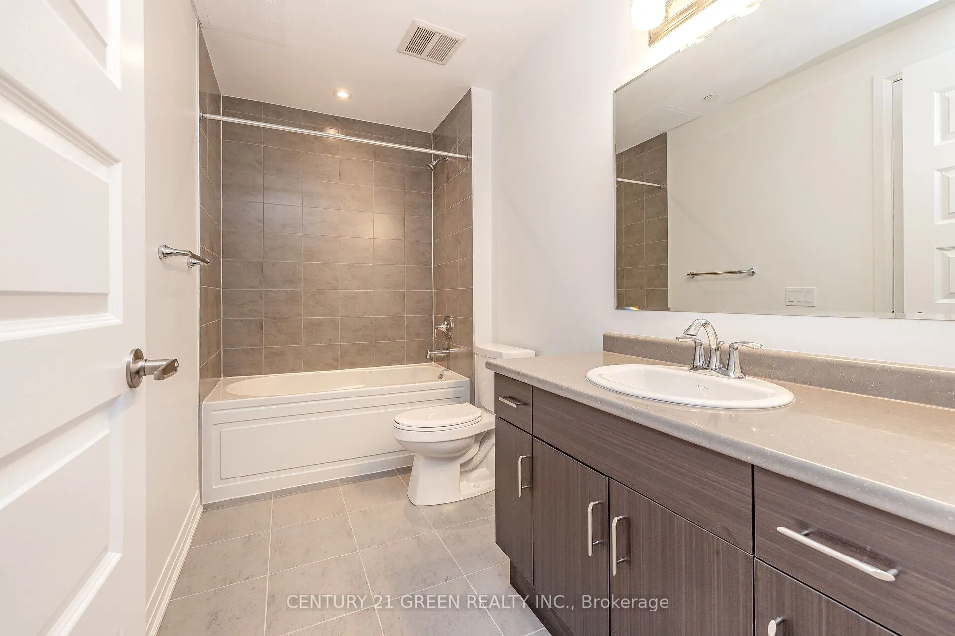 95 Dundas Street W, #503