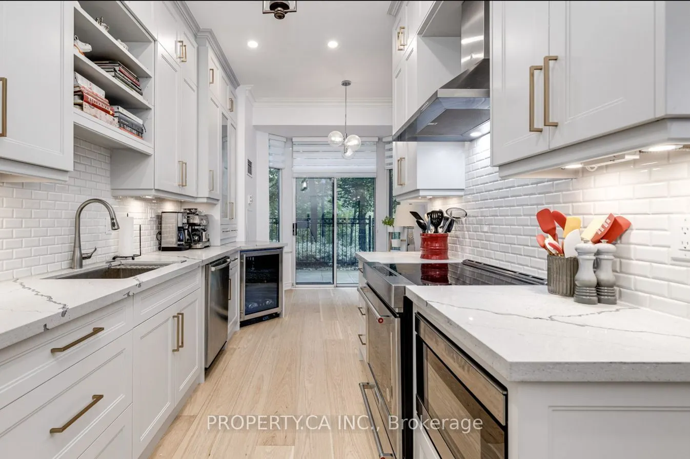 2 Aberfoyle Crescent, #105