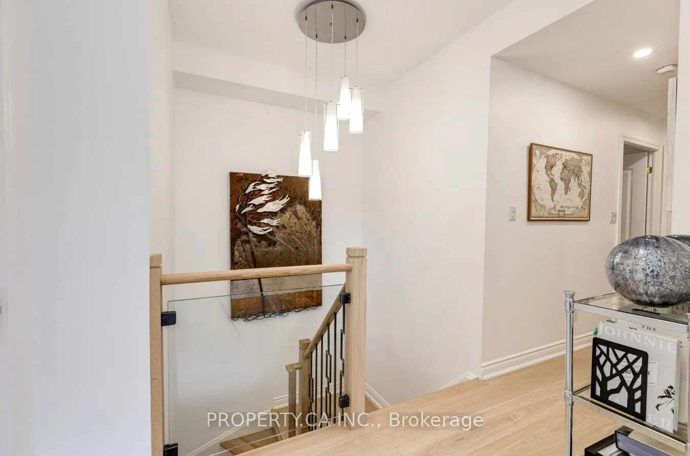 2 Aberfoyle Crescent, #105