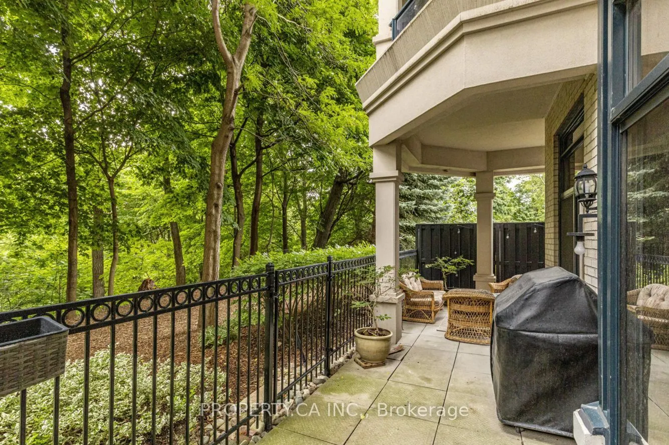 2 Aberfoyle Crescent, #105