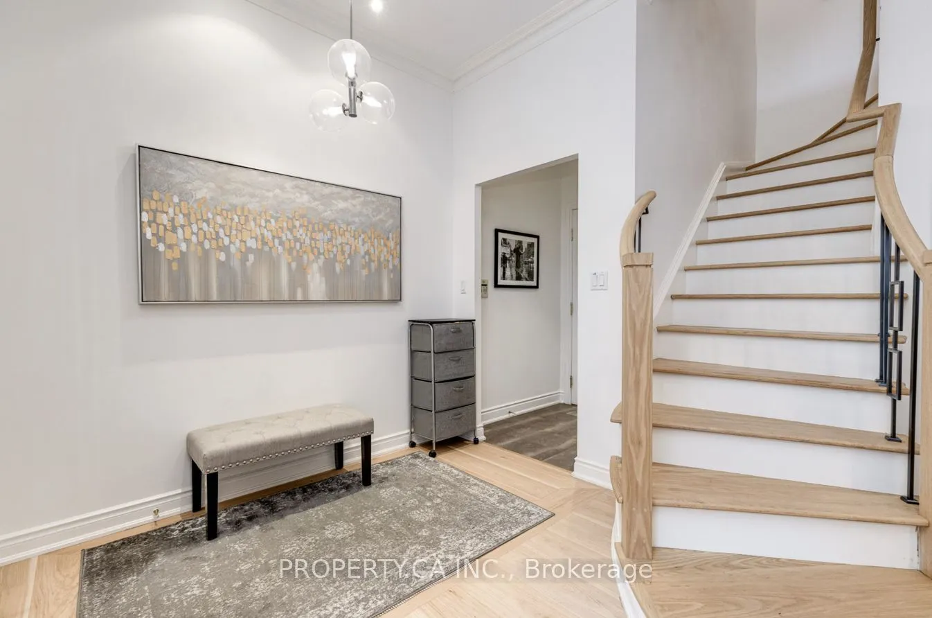 2 Aberfoyle Crescent, #105