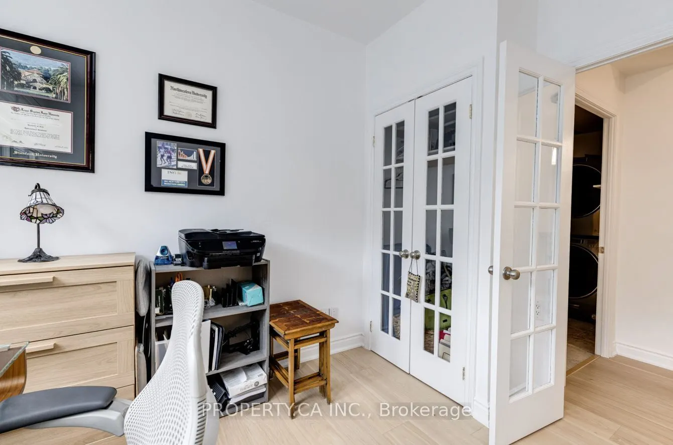 2 Aberfoyle Crescent, #105