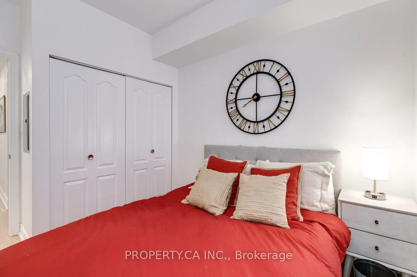 2 Aberfoyle Crescent, #105
