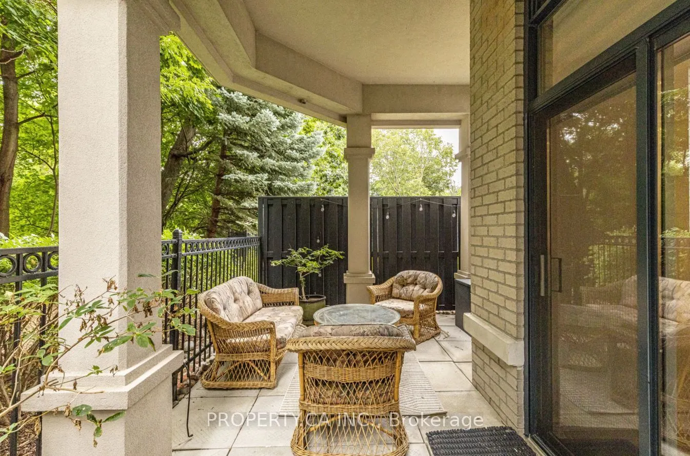2 Aberfoyle Crescent, #105