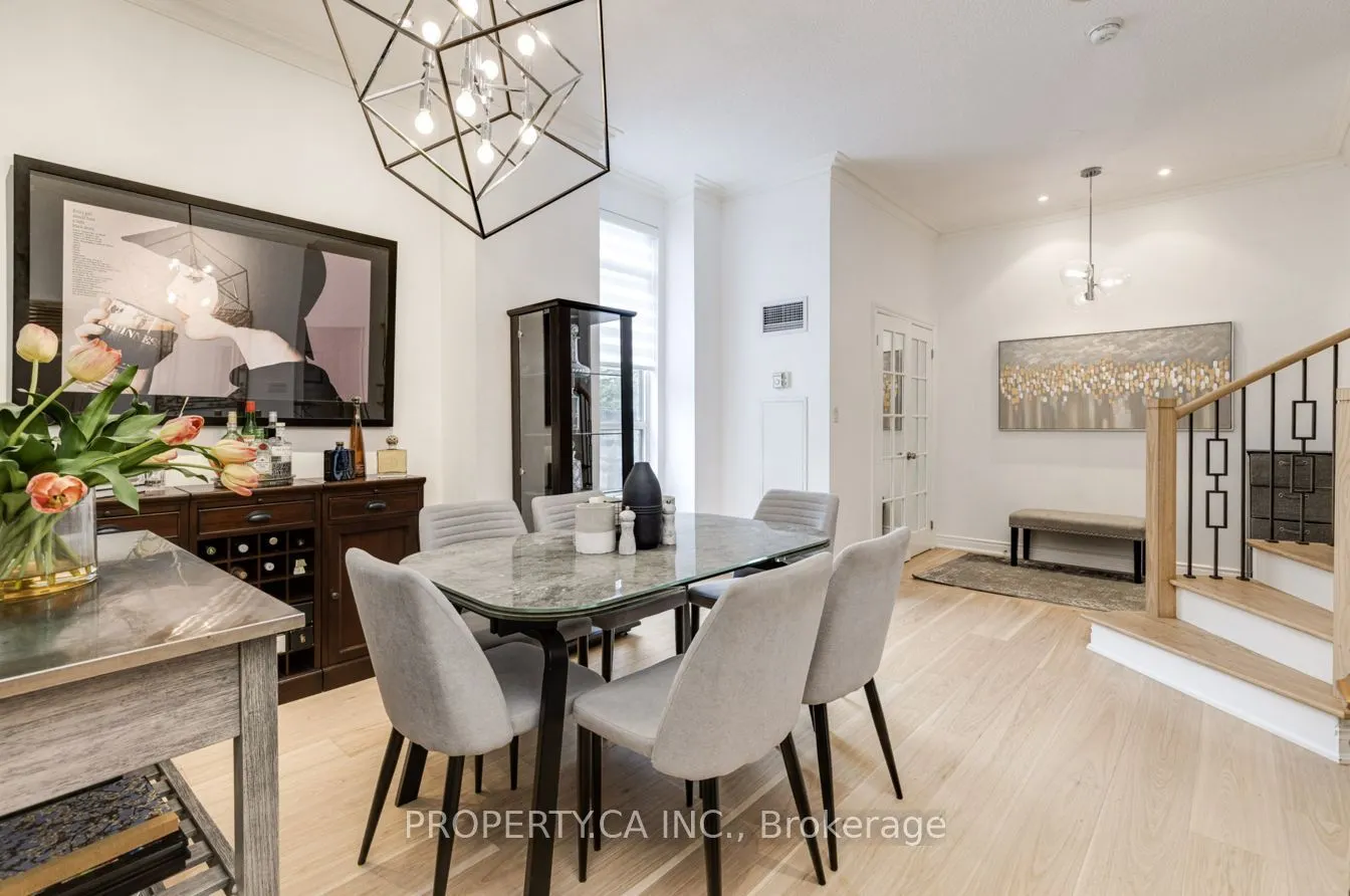 2 Aberfoyle Crescent, #105