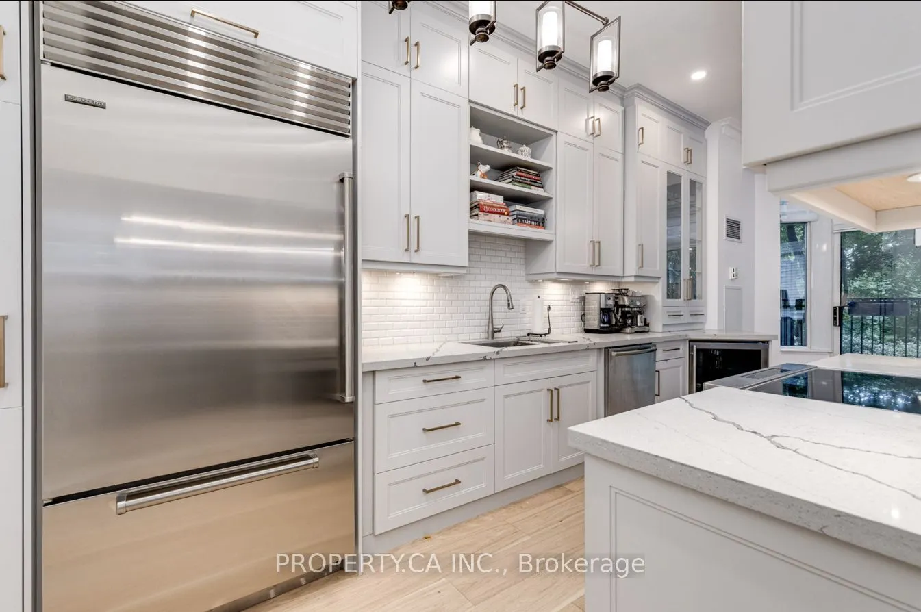 2 Aberfoyle Crescent, #105